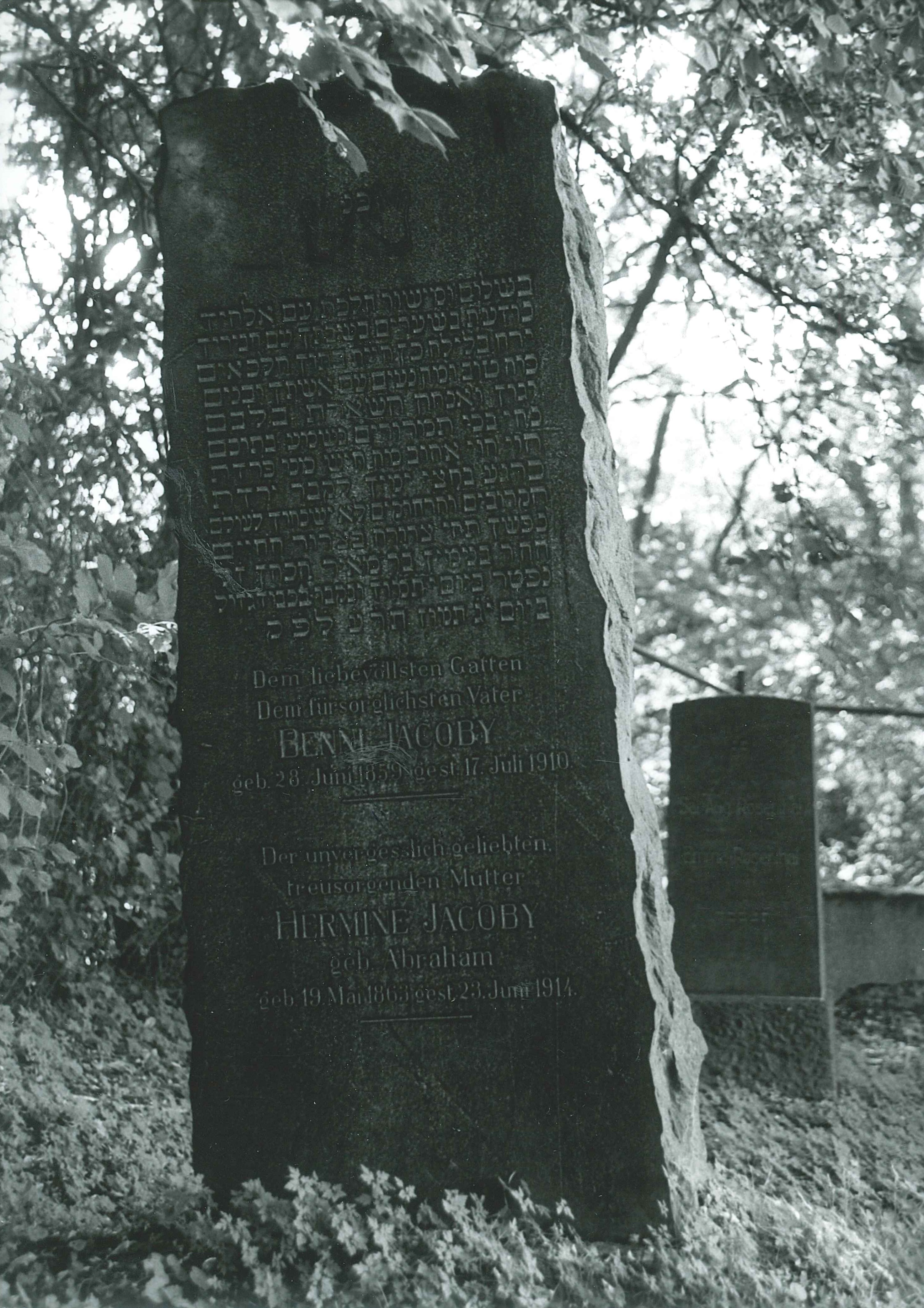 Grabstein "Benne und Hermine Jacoby", jüdischer Friedhof Sayn (REM CC BY-NC-SA)