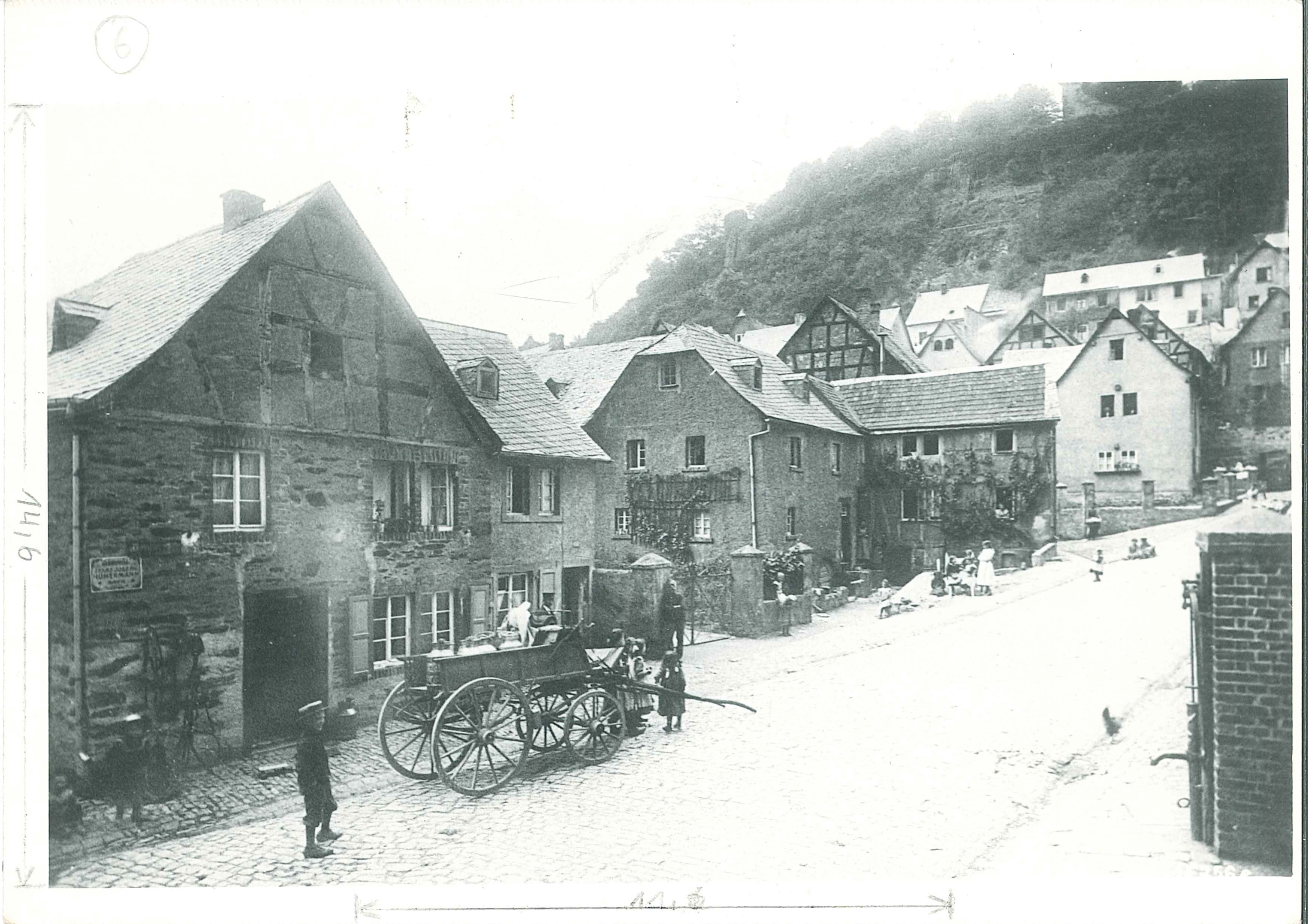 Brunnengasse, Bendorf-Sayn, 1905 (REM CC BY-NC-SA)