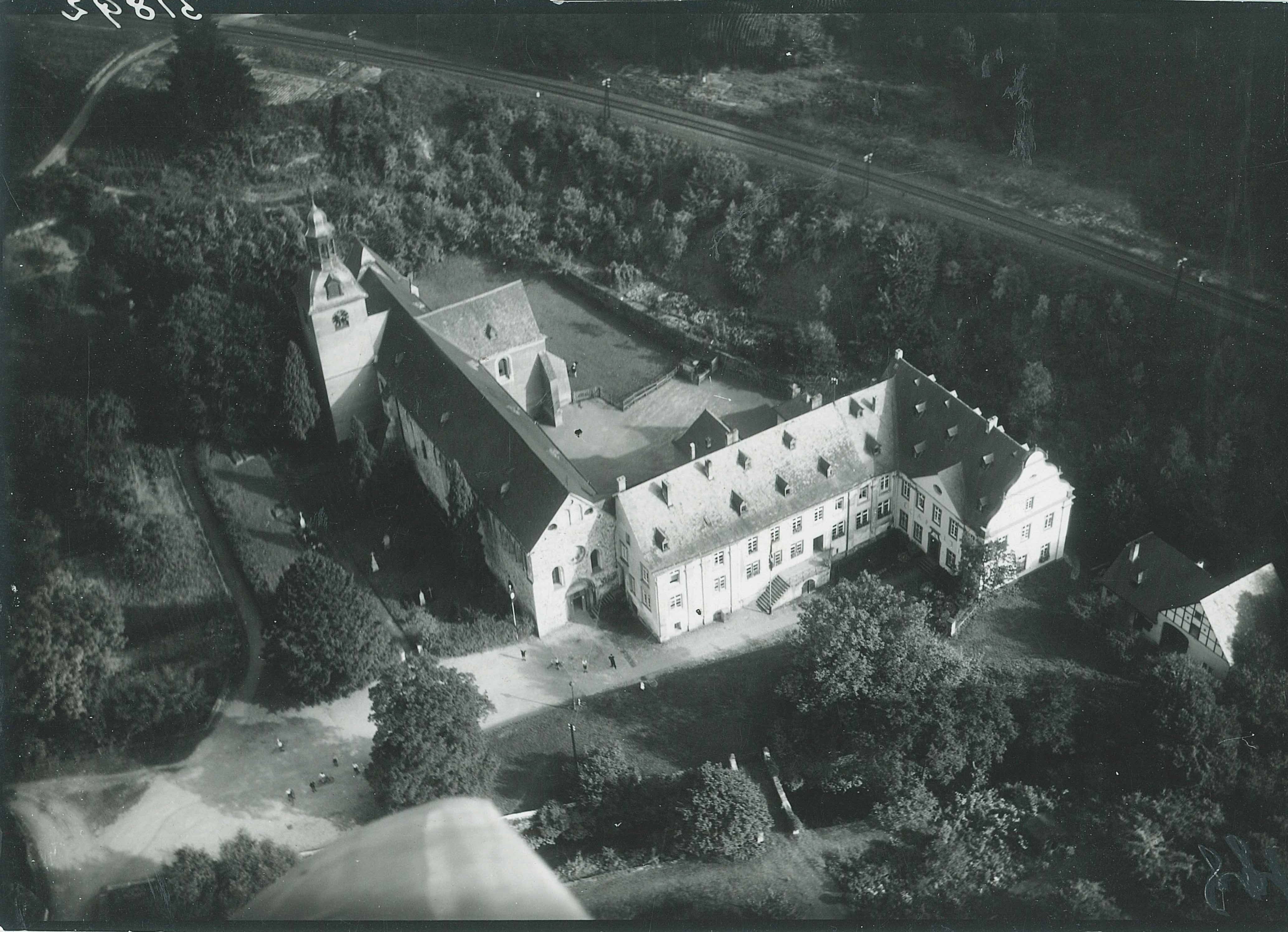 Luftaufnahme der Abtei in Sayn (REM CC BY-NC-SA)