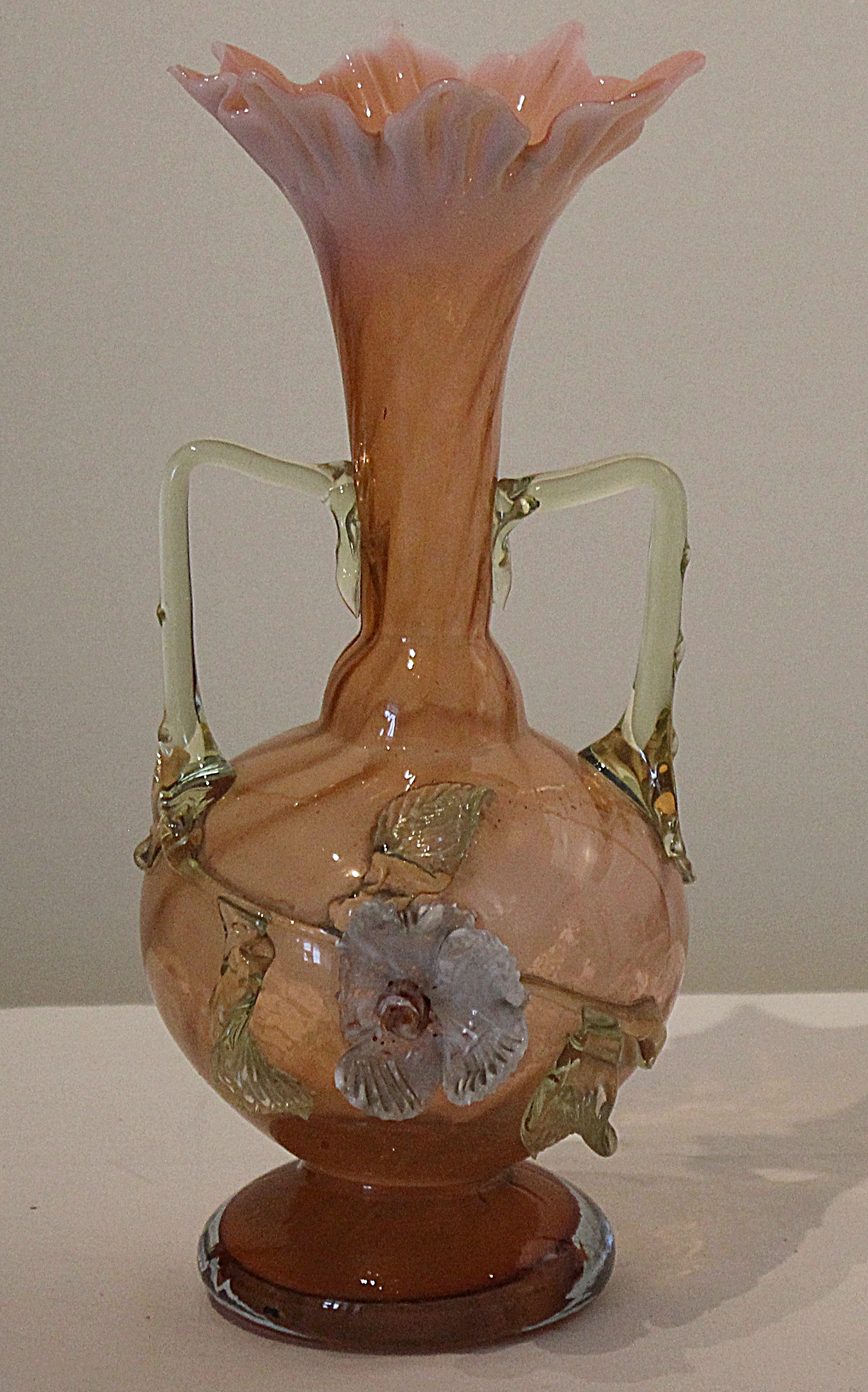 Vase mit Henkeln (Museum für Weinbau und Stadtgeschichte, Edenkoben CC BY-NC-SA)