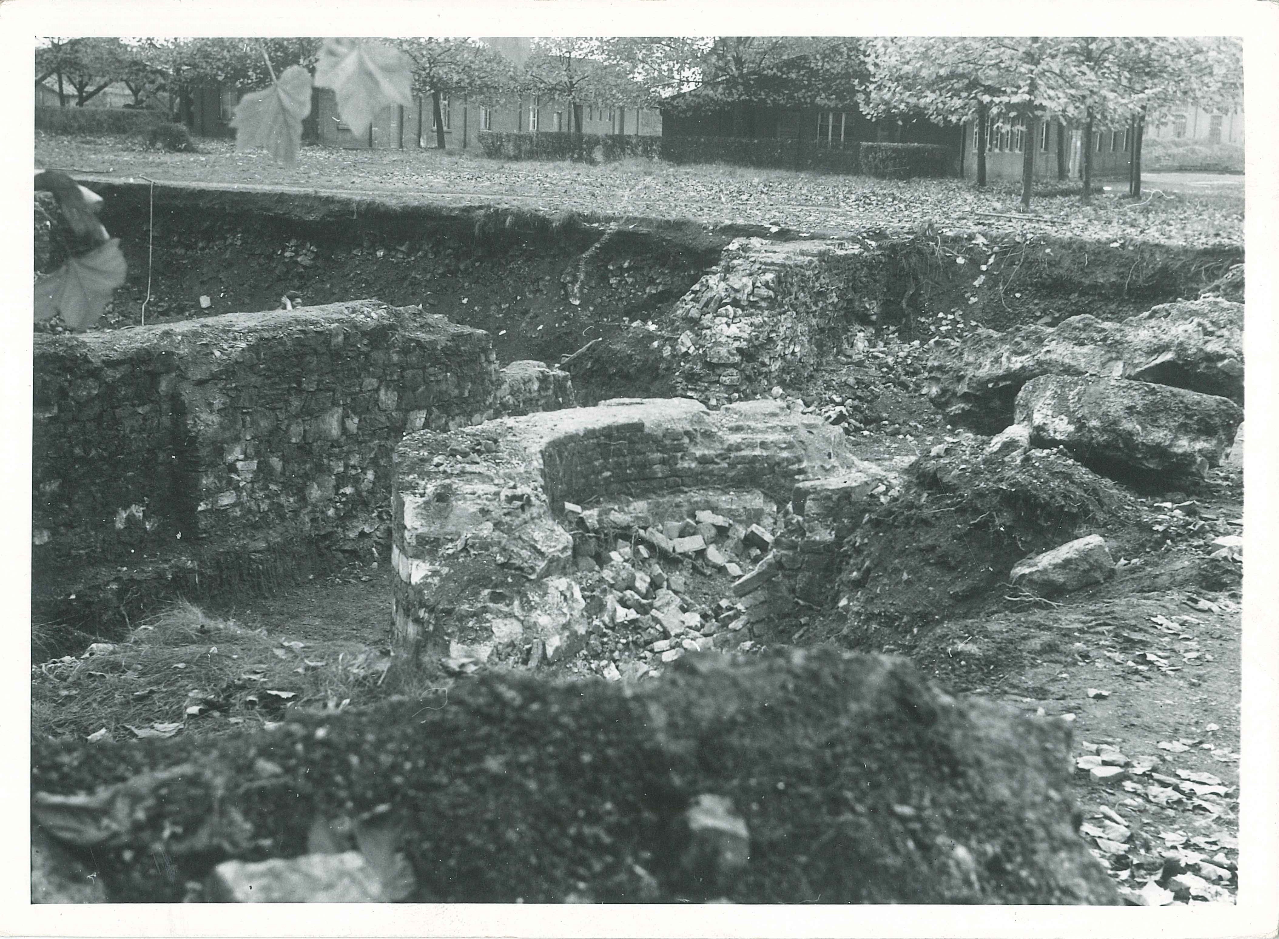 Abbruch der Hochöfen der Concordia-Hütte in Mülhofen, 1952 (REM CC BY-NC-SA)