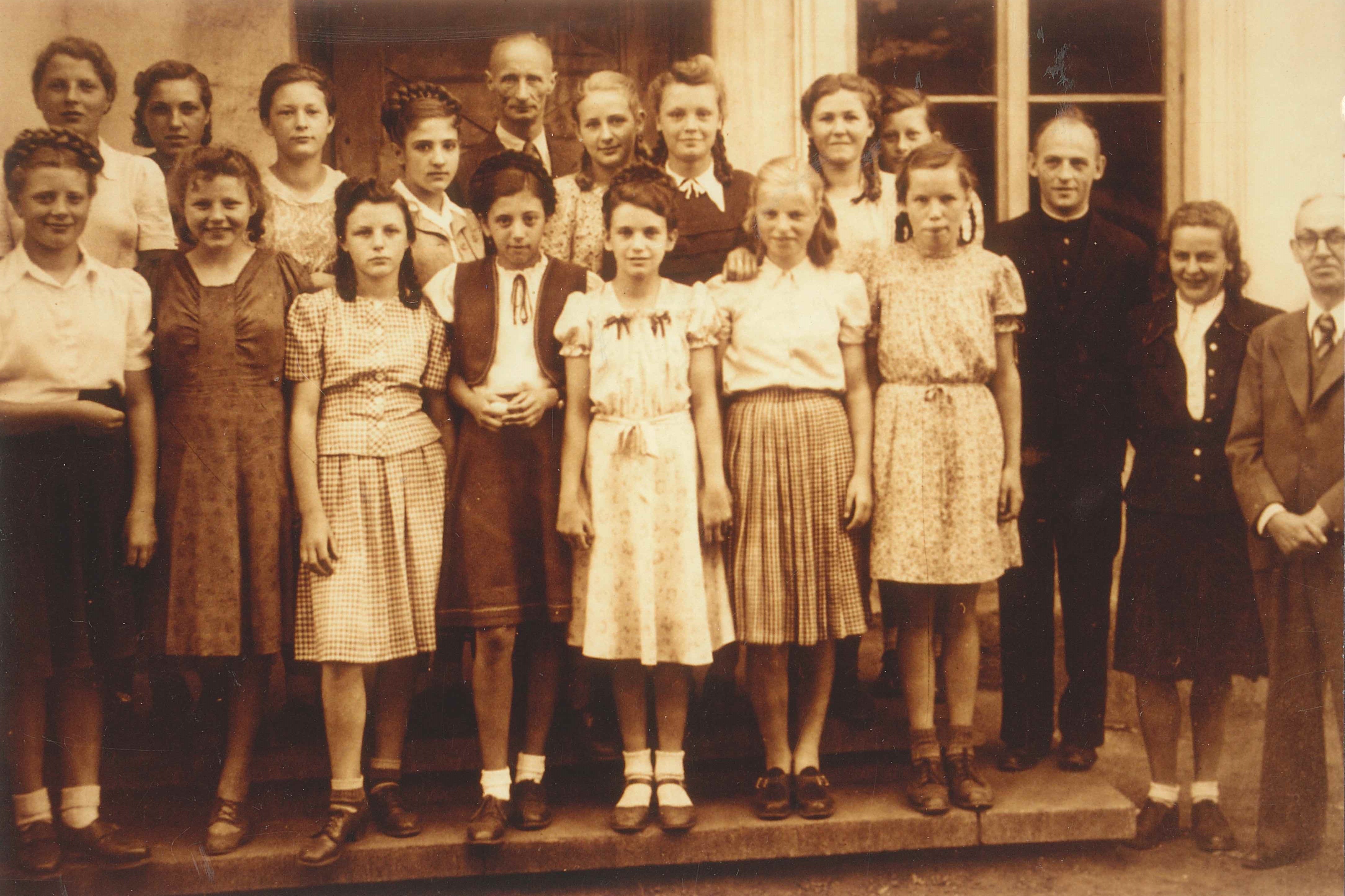 Klassenfoto, ehemalige katholische Volksschule, Mülhofen, Jhg. 1935 (REM CC BY-NC-SA)