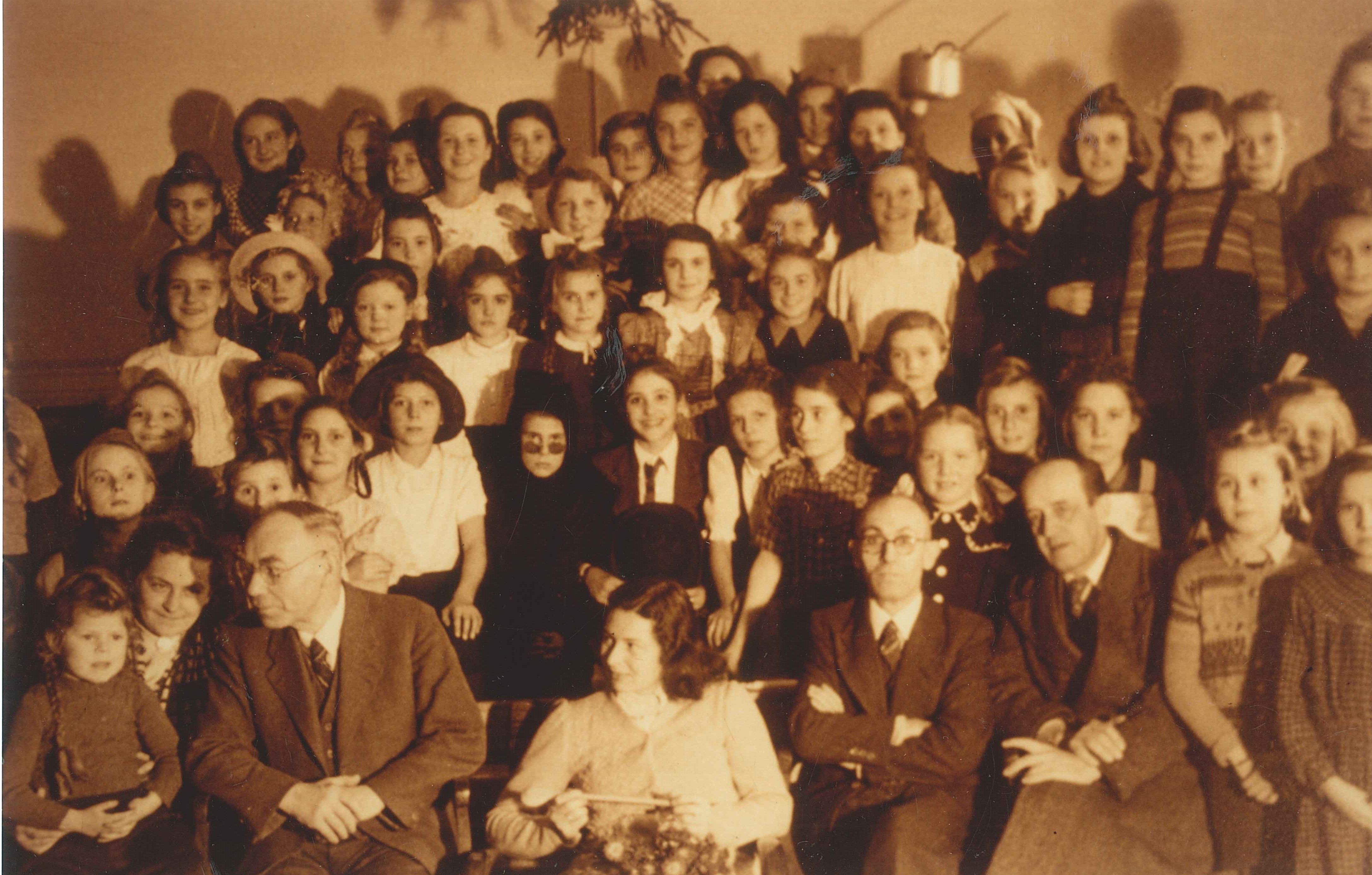 Schüler der ehemaligen katholischen Volksschule, Mülhofen (REM CC BY-NC-SA)