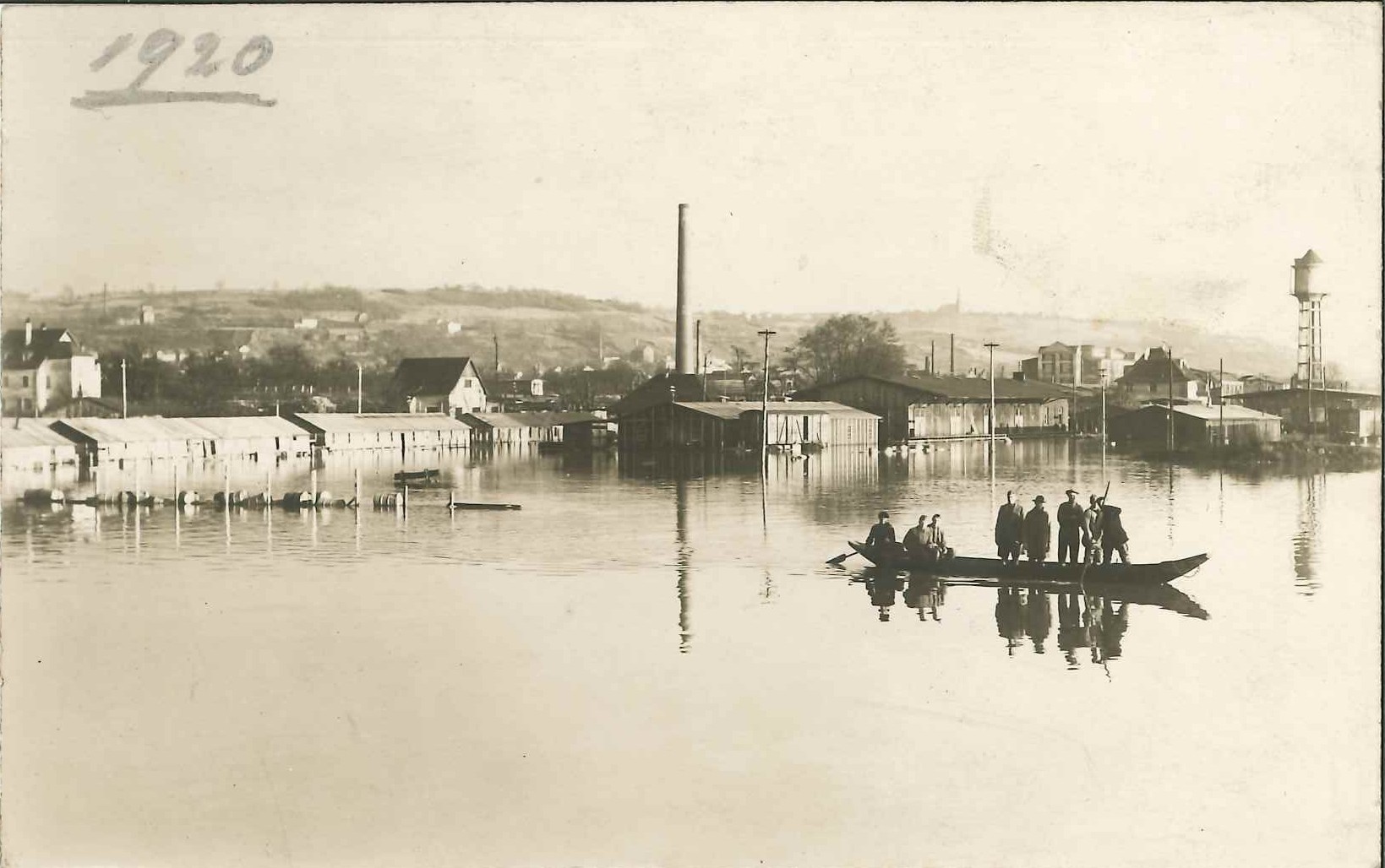 Hochwasser am Rheinhafen Bendorf, amerikanisches Militärdepot 1920 und Firma "Dr. C. Otto & Comp." (REM CC BY-NC-SA)