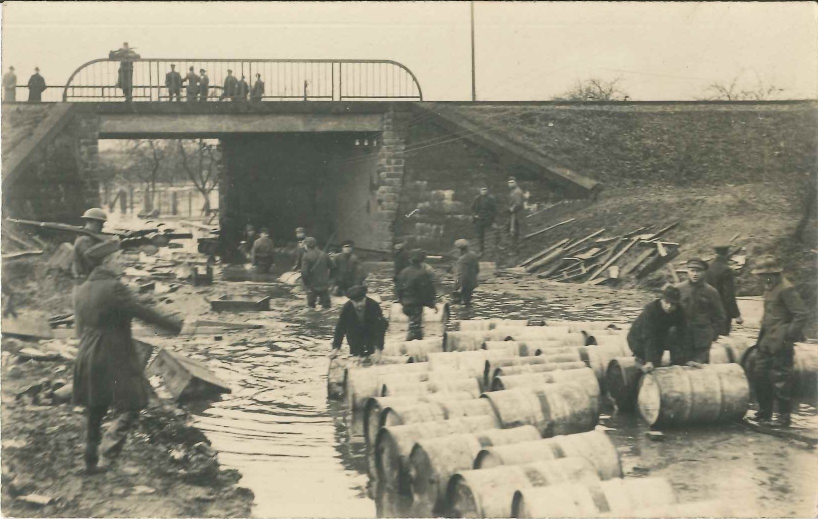 Hochwasser Rheinhafen Bendorf, 1919/1920 (REM CC BY-NC-SA)