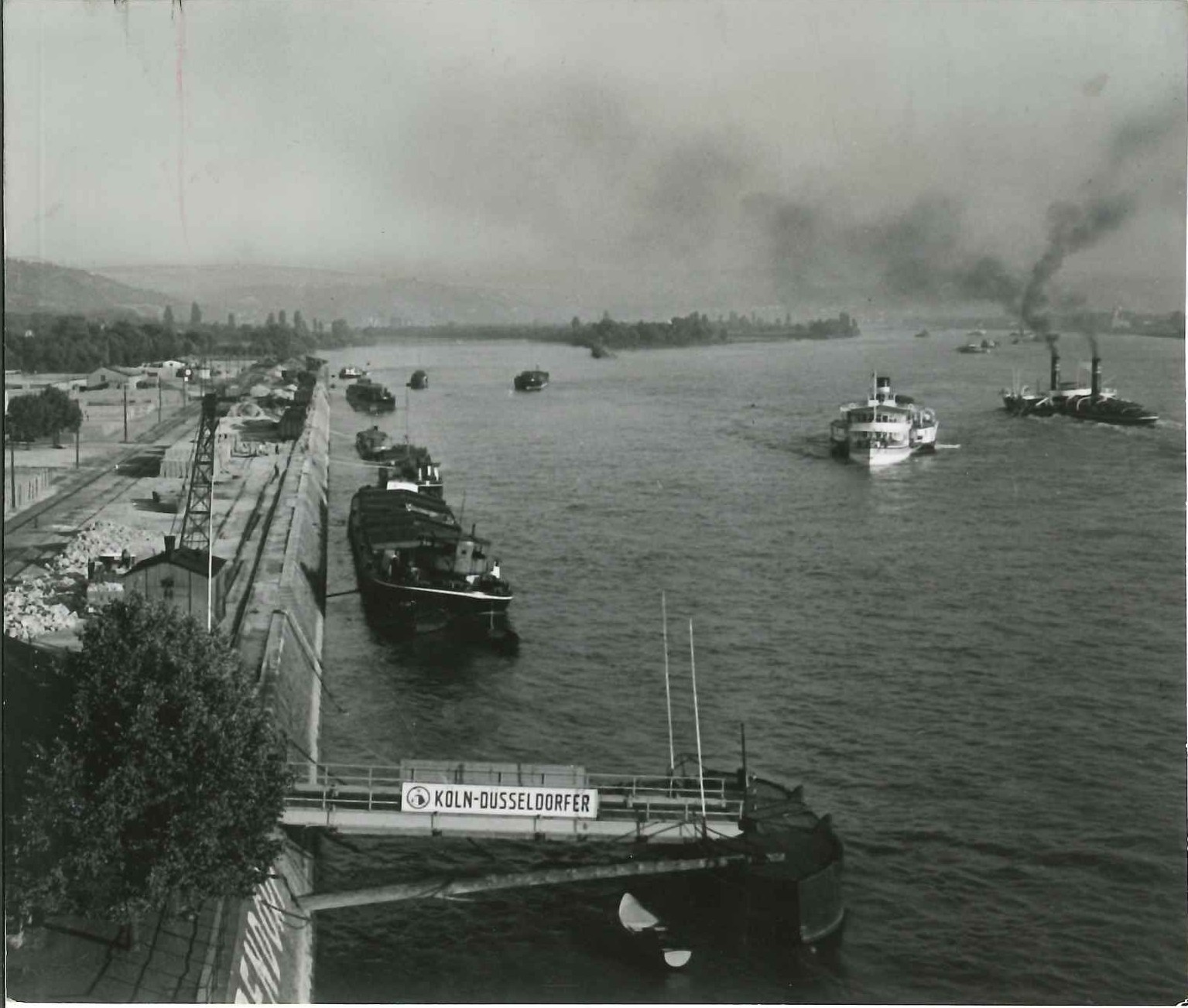 Rheinhafen Bendorf um 1930 (REM CC BY-NC-SA)