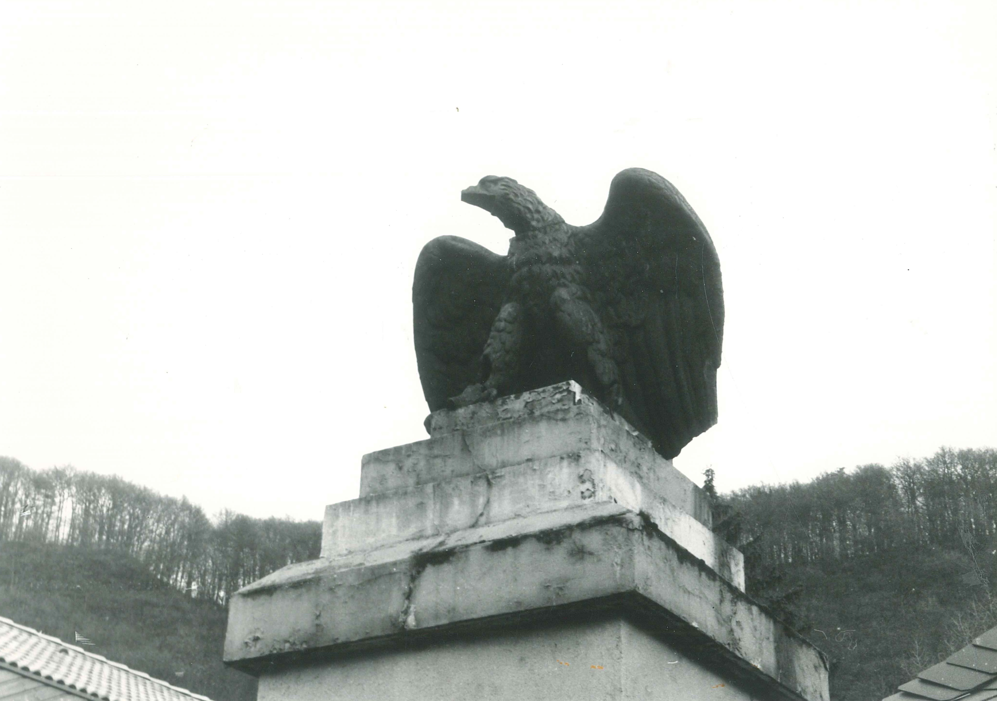 Adlerkopf des alten Bendorfer Kriegerdenkmals (REM CC BY-NC-SA)