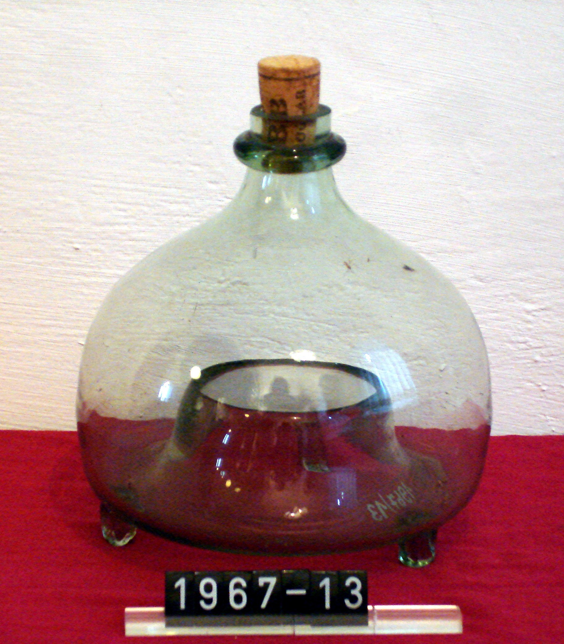Glas; Fliegenglas; 19. Jh. (Stadtmuseum Bad Dürkheim, Museumsgesellschaft Bad Dürkheim e.V. CC BY-NC-SA)