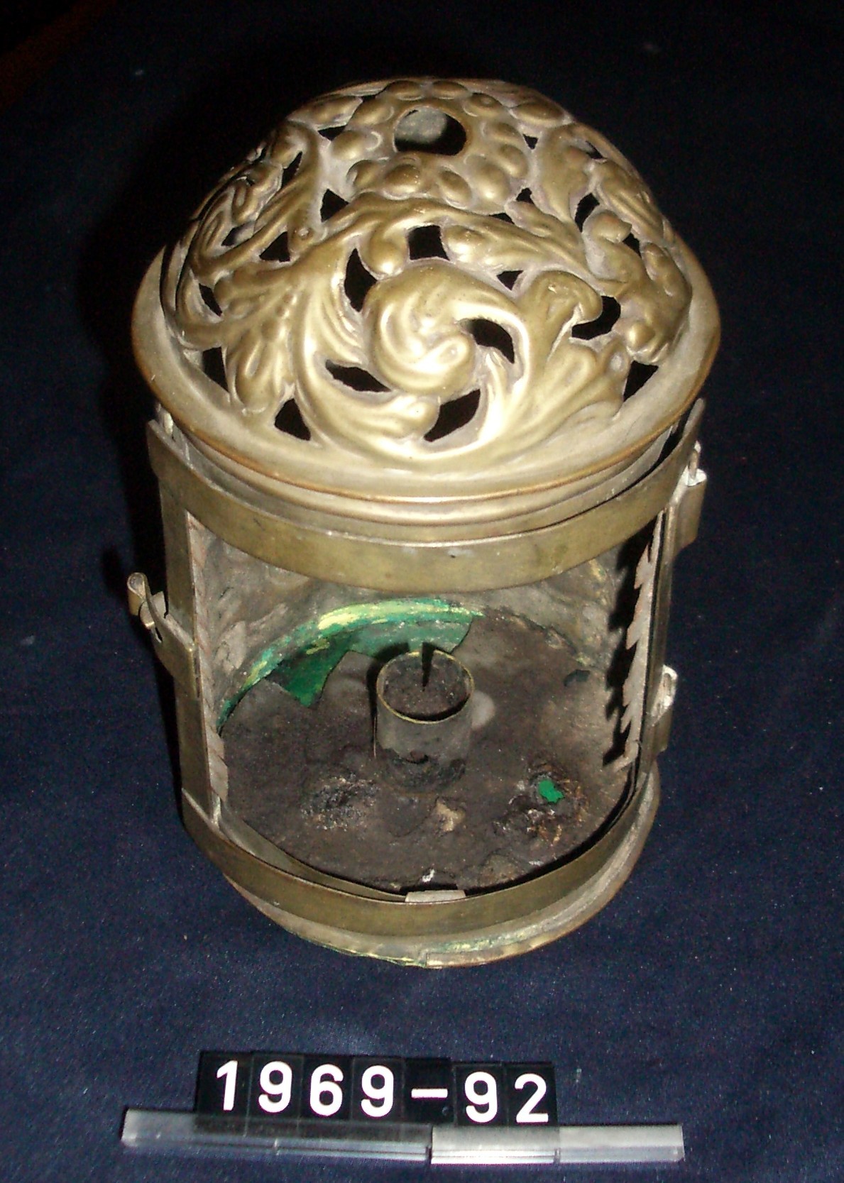Kerzenhandlampe; Handlampe aus Messing; 19. Jh. (Stadtmuseum Bad Dürkheim, Museumsgesellschaft Bad Dürkheim e.V. CC BY-NC-SA)