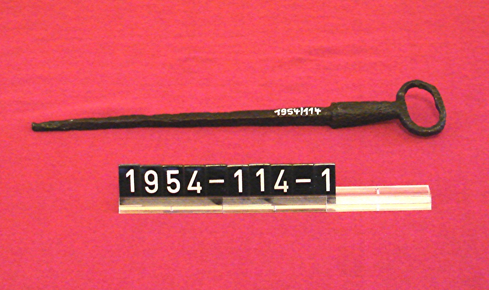 Schlüssel; Steckschlüssel aus Eisen; Klosterruine Limburg; Mittelalter (Stadtmuseum Bad Dürkheim, Museumsgesellschaft Bad Dürkheim e.V. CC BY-NC-SA)