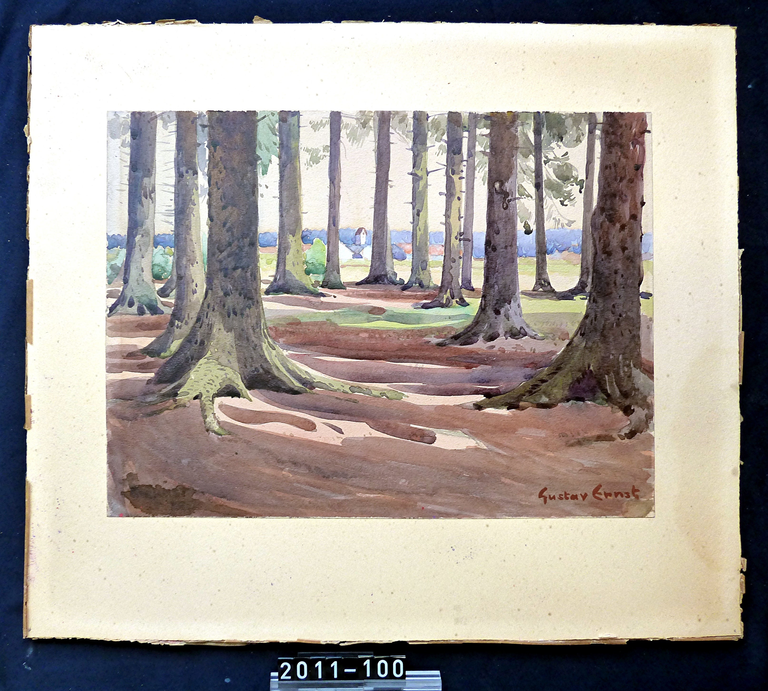 Bild; Aquarell: "Blick durch Bäume auf Dorf"; Gustav Ernst, um 1930 (Stadtmuseum Bad Dürkheim, Museumsgesellschaft Bad Dürkheim e.V. CC BY-NC-SA)