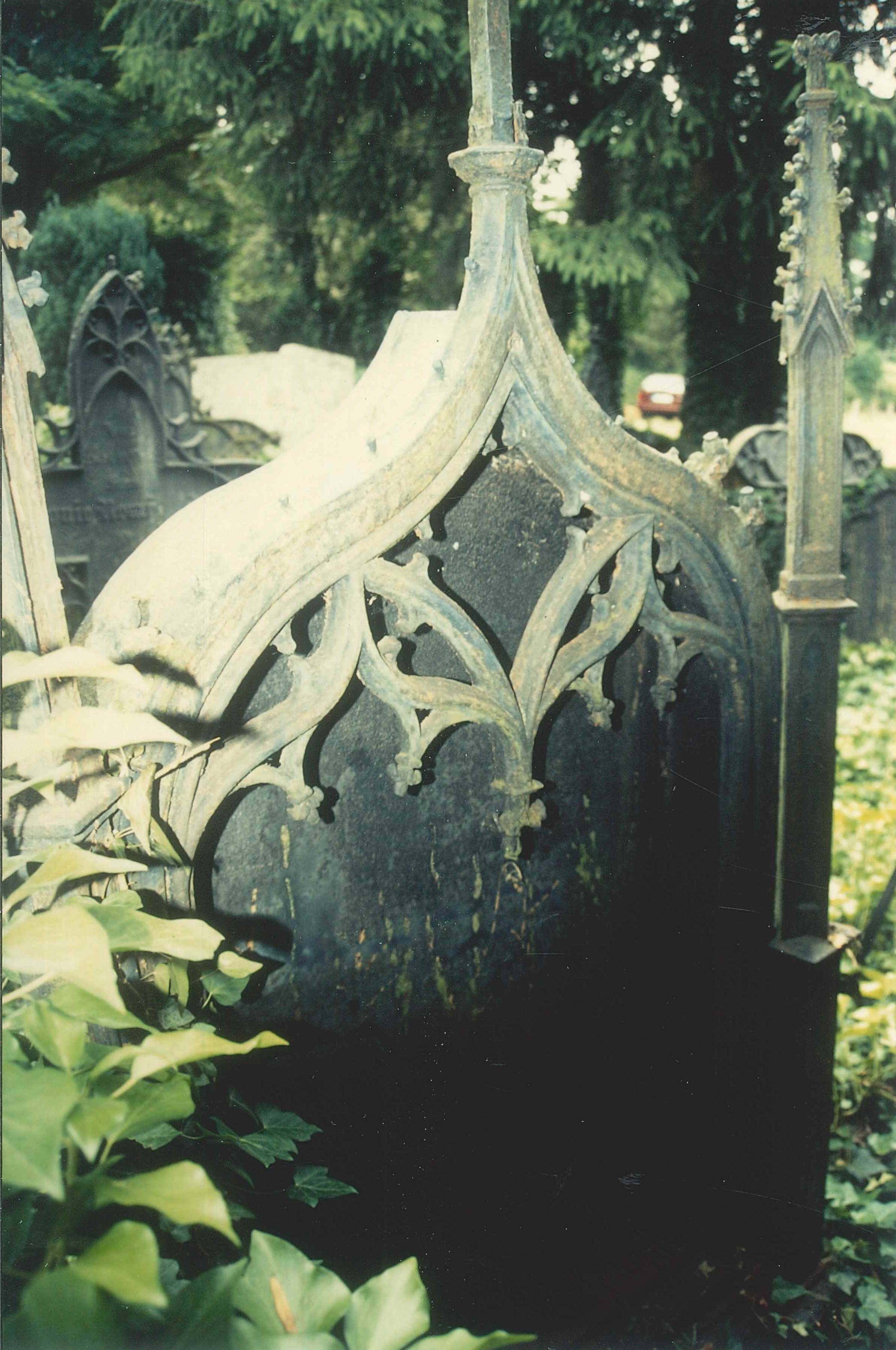Detailaufnahme, Grabstätte Familie Remy, Friedhof Bendorf (REM CC BY-NC-SA)