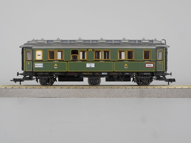 D-Zug Wagen 1./2. Kl. Trix 52373551 K.P.E.V. (Volkskunde- und Freilichtmuseum Roscheider Hof CC0)