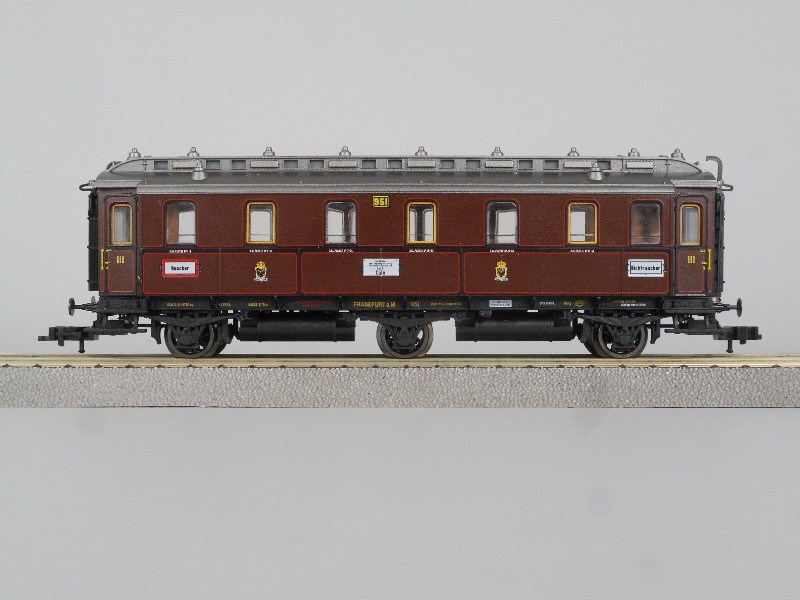 D-Zug Wagen 3. Kl. Trix 52373551 K.P.E.V. (Volkskunde- und Freilichtmuseum Roscheider Hof CC0)