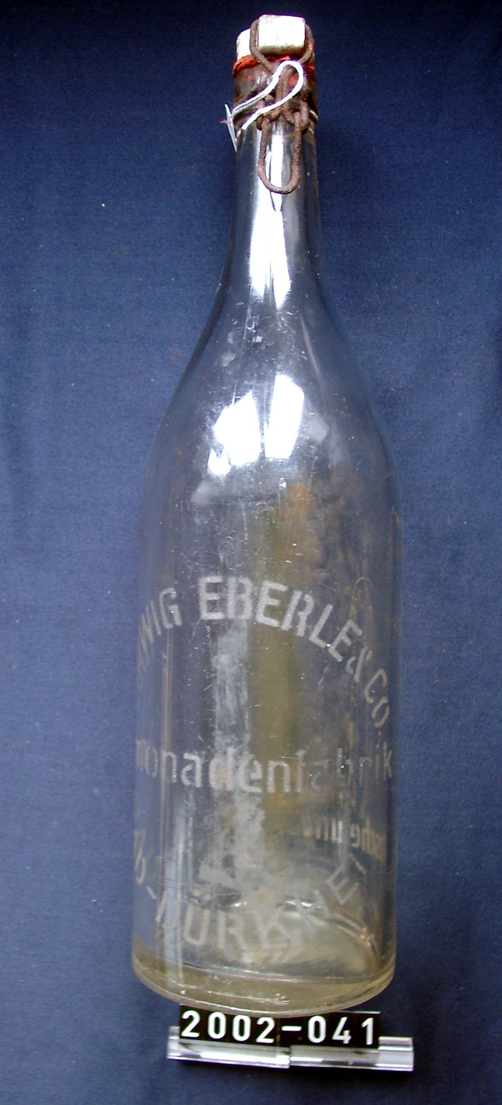 Flasche; um 1928 (Stadtmuseum Bad Dürkheim im Kulturzentrum Haus Catoir CC BY-NC-SA)