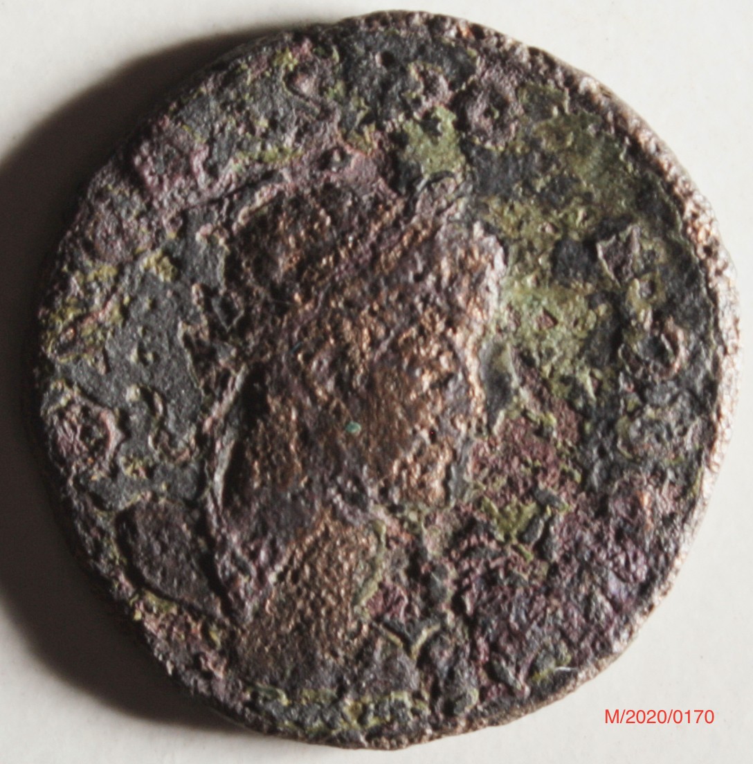 Römische Münze, Nominal Follis, Prägeherr Constantinus I., Prägeort Lyon , Original (Museumsgesellschaft Bad Dürkheim e.V. CC BY-NC-SA)