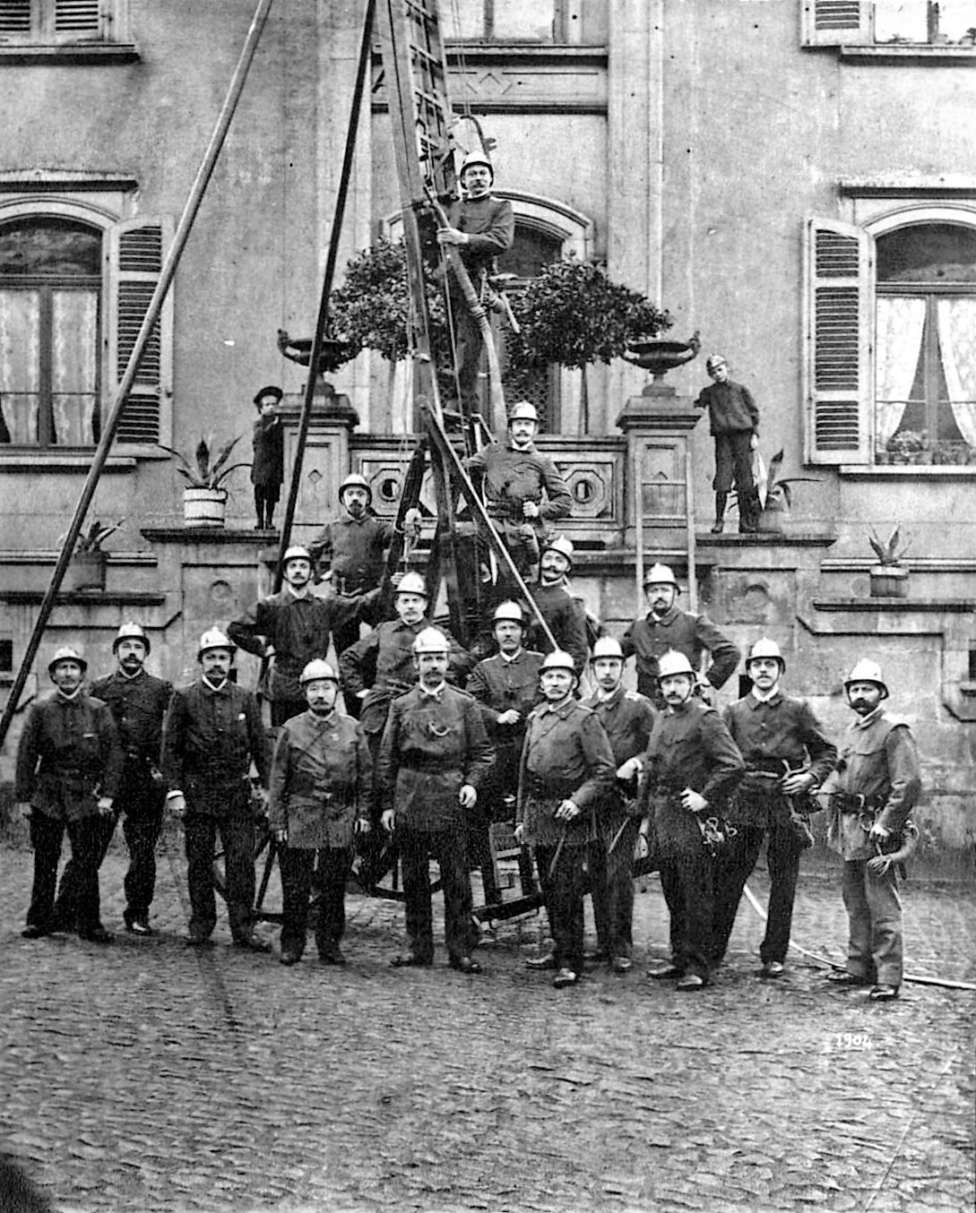 Foto-Sammlung Adolf Krapp, Ordner 10: Feuerwehr, 1928 (Museumsgesellschaft Bad Dürkheim e.V. CC BY-NC-SA)