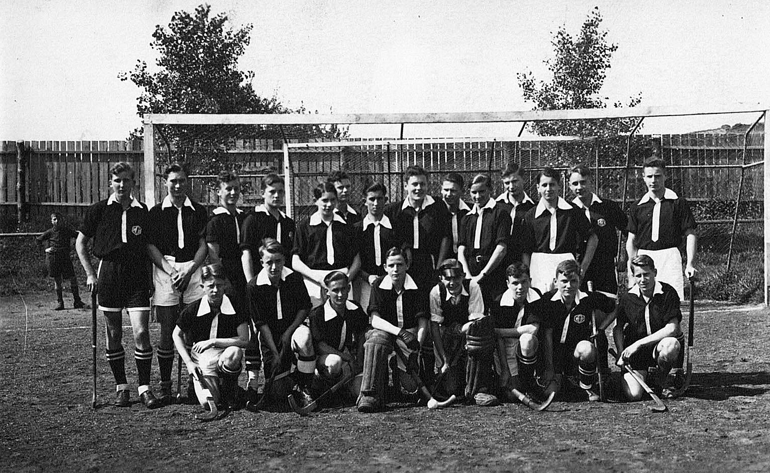 Foto-Sammlung Adolf Krapp, Ordner 11: Hockey-Club, 1936 (Museumsgesellschaft Bad Dürkheim e.V. CC BY-NC-SA)