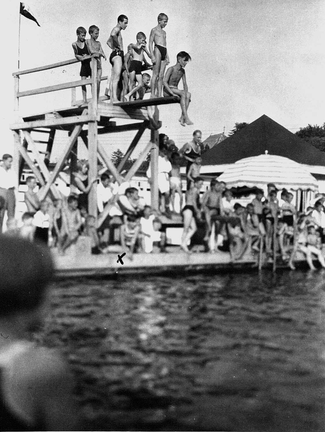 Foto-Sammlung Adolf Krapp, Ordner 11: Schwimmen, 1929 (Museumsgesellschaft Bad Dürkheim e.V. CC BY-NC-SA)