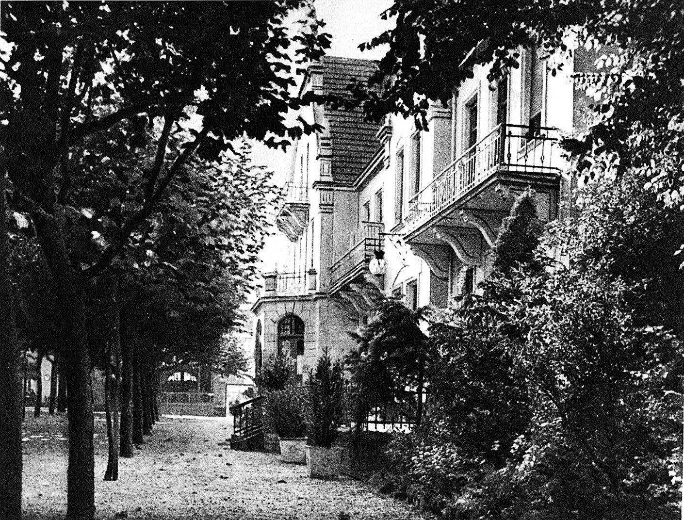 Foto-Sammlung Adolf Krapp, Ordner 14: Kur-Hotel, 1910 (Museumsgesellschaft Bad Dürkheim e.V. CC BY-NC-SA)