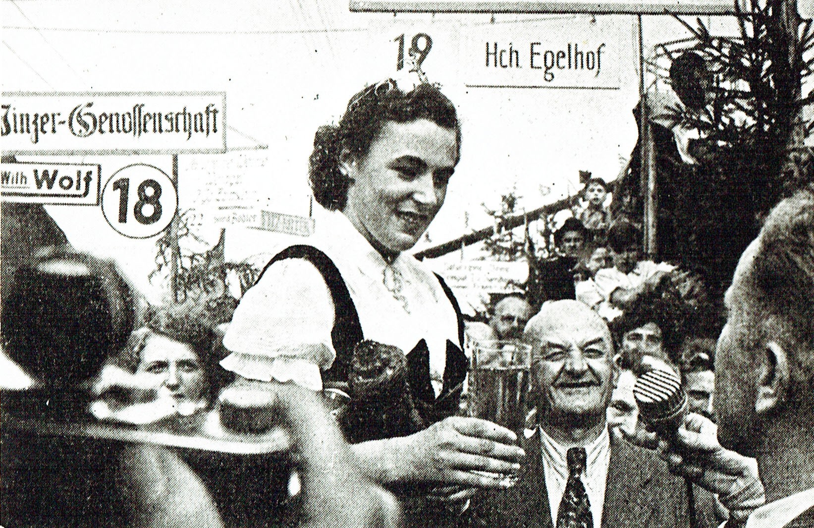 Foto-Sammlung Adolf Krapp, Ordner 15: Wurstmarkt, 1951 (Museumsgesellschaft Bad Dürkheim e.V. CC BY-NC-SA)