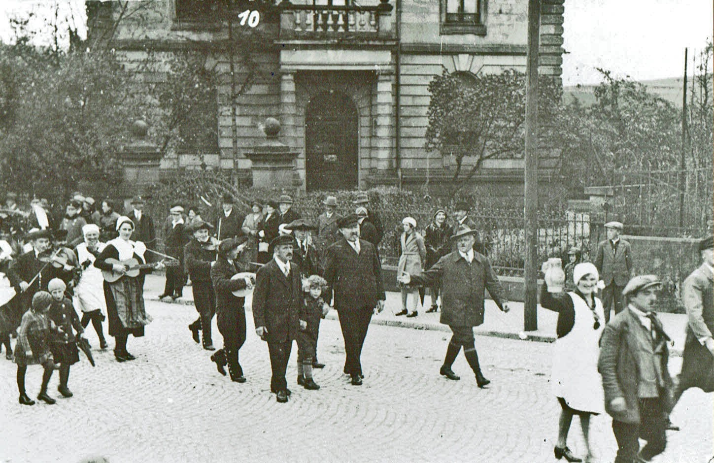 Foto-Sammlung Adolf Krapp, Ordner 16: Winzerfest, 1926 (Museumsgesellschaft Bad Dürkheim e.V. CC BY-NC-SA)