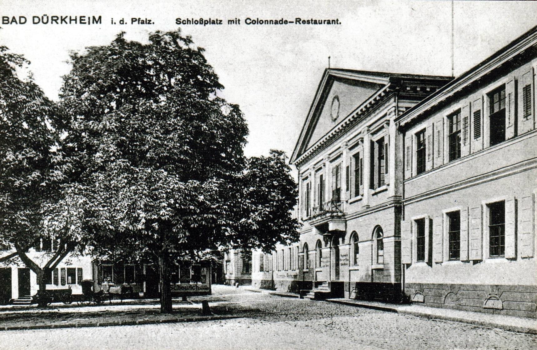 Foto-Sammlung Adolf Krapp, Ordner 3: Schlossplatz , 1910 (Museumsgesellschaft Bad Dürkheim e.V. CC BY-NC-SA)