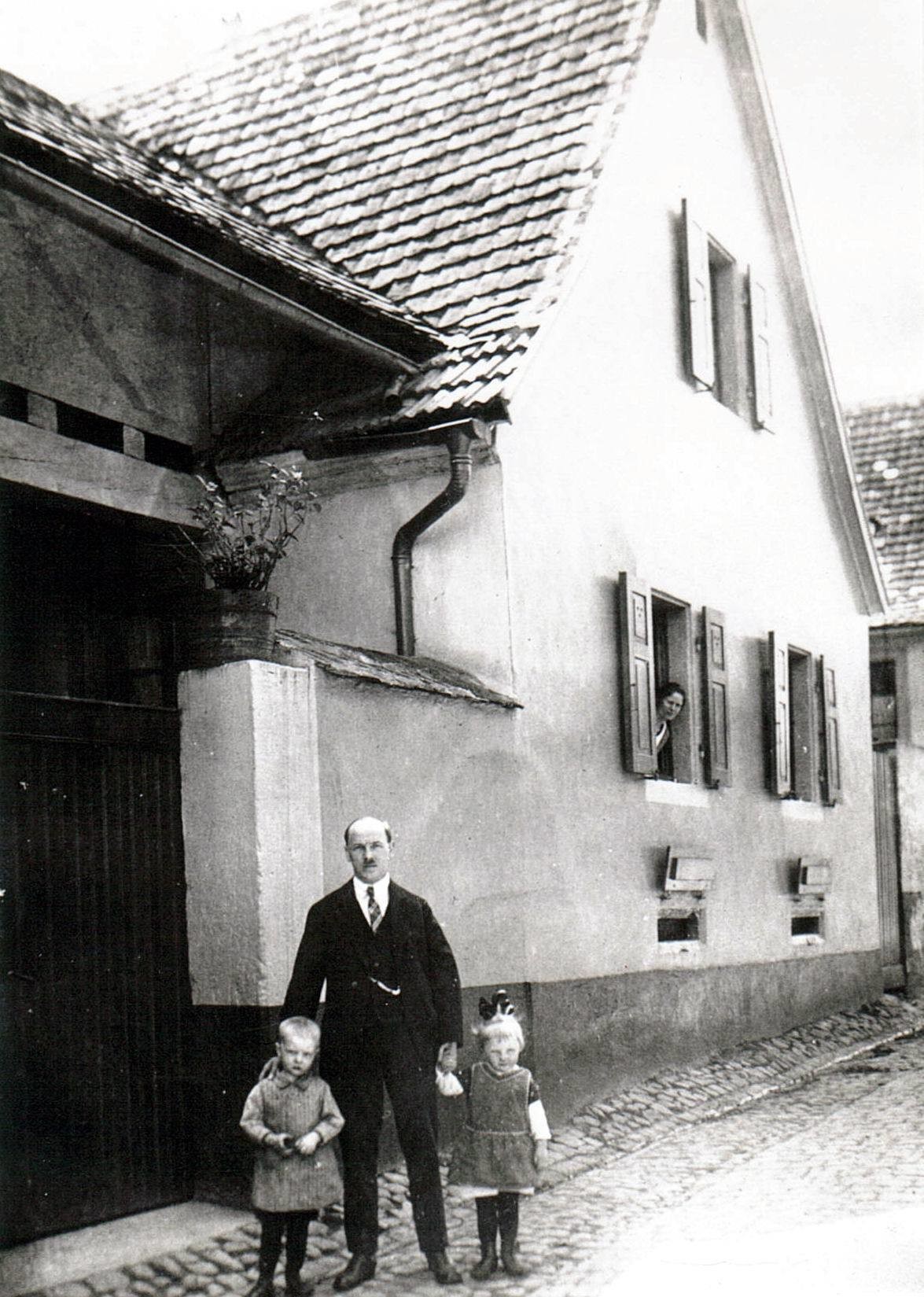 Foto-Sammlung Adolf Krapp, Ordner 4: Limburgstraße, 1927 (Museumsgesellschaft Bad Dürkheim e.V. CC BY-NC-SA)