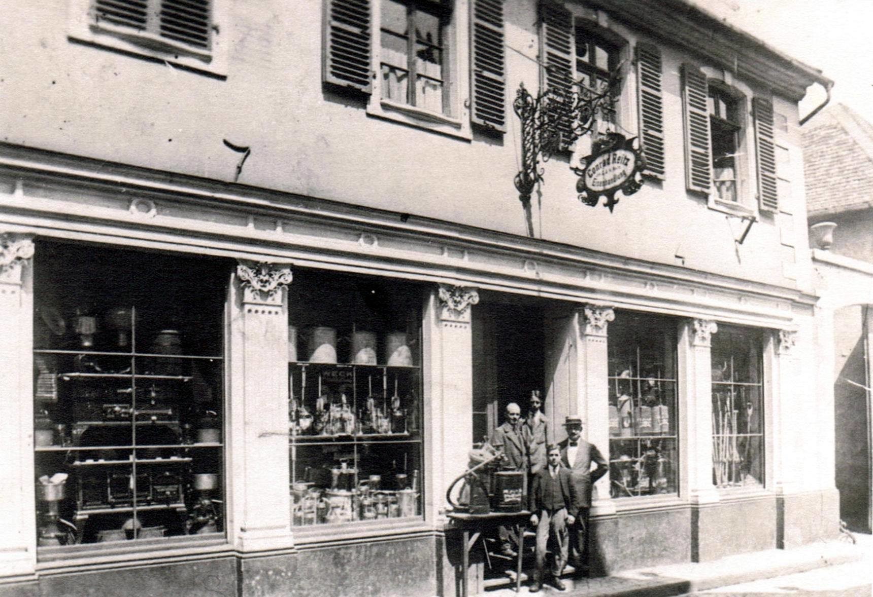 Foto-Sammlung Adolf Krapp, Ordner 5: Mannheimer Straße, 1923 (Museumsgesellschaft Bad Dürkheim e.V. CC BY-NC-SA)