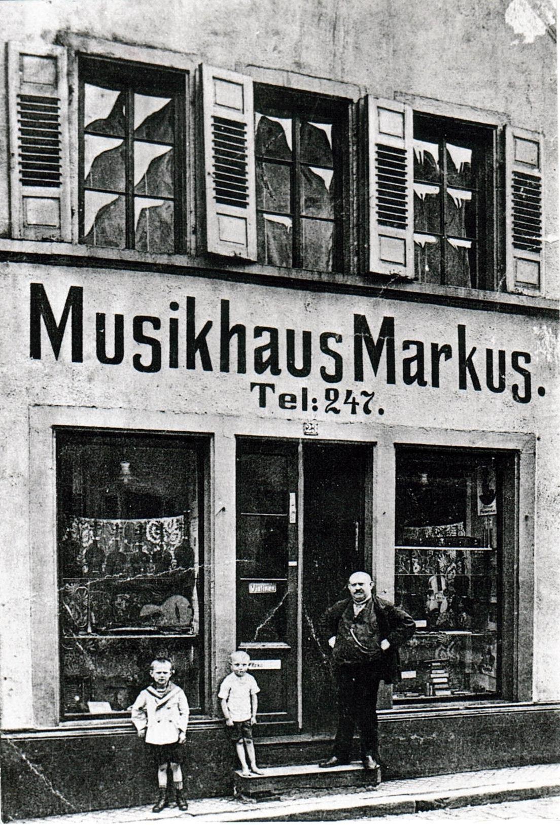 Foto-Sammlung Adolf Krapp, Ordner 5: Wachenheimer Straße (heute Weinstr. Süd), 1917 (Museumsgesellschaft Bad Dürkheim e.V. CC BY-NC-SA)