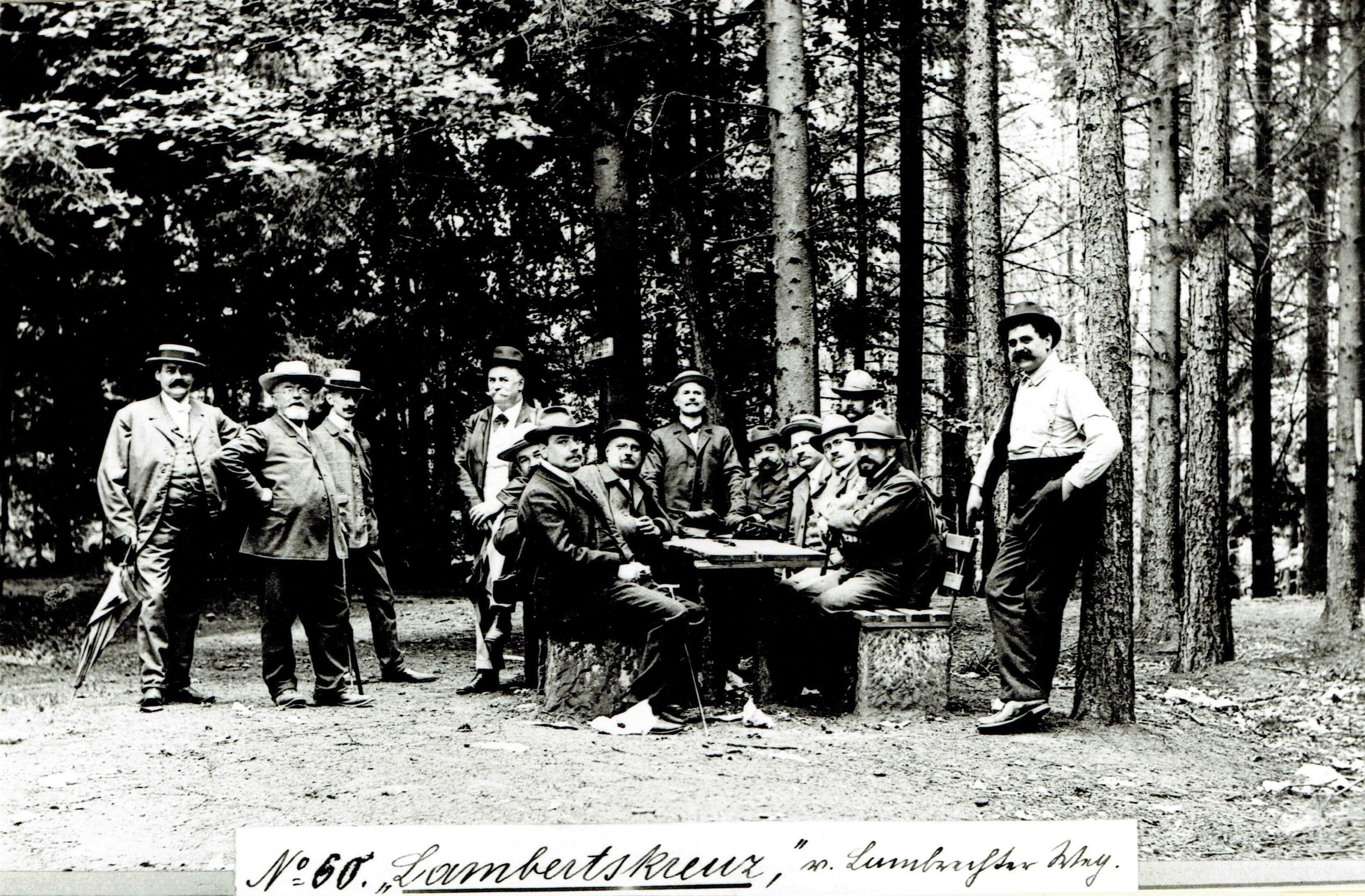Foto-Sammlung Adolf Krapp, Ordner 8: Wander-Gruppe, 1913 (Museumsgesellschaft Bad Dürkheim e.V. CC BY-NC-SA)