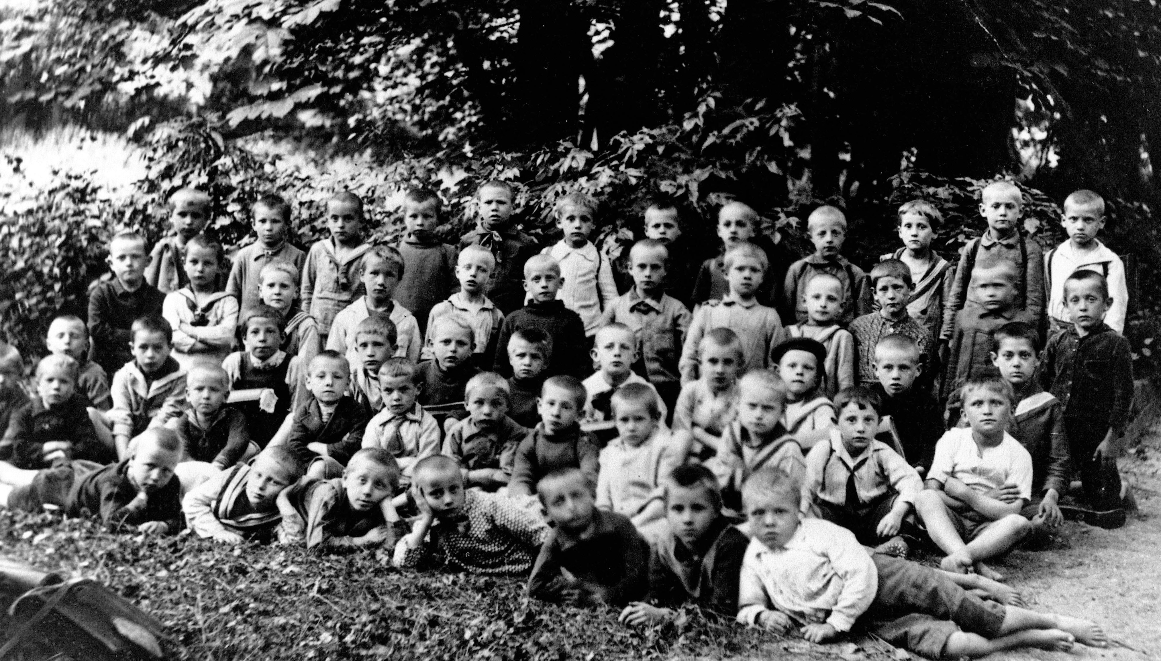 Foto-Sammlung Adolf Krapp, Ordner 9: Kinderschule, 1915 (Museumsgesellschaft Bad Dürkheim e.V. CC BY-NC-SA)