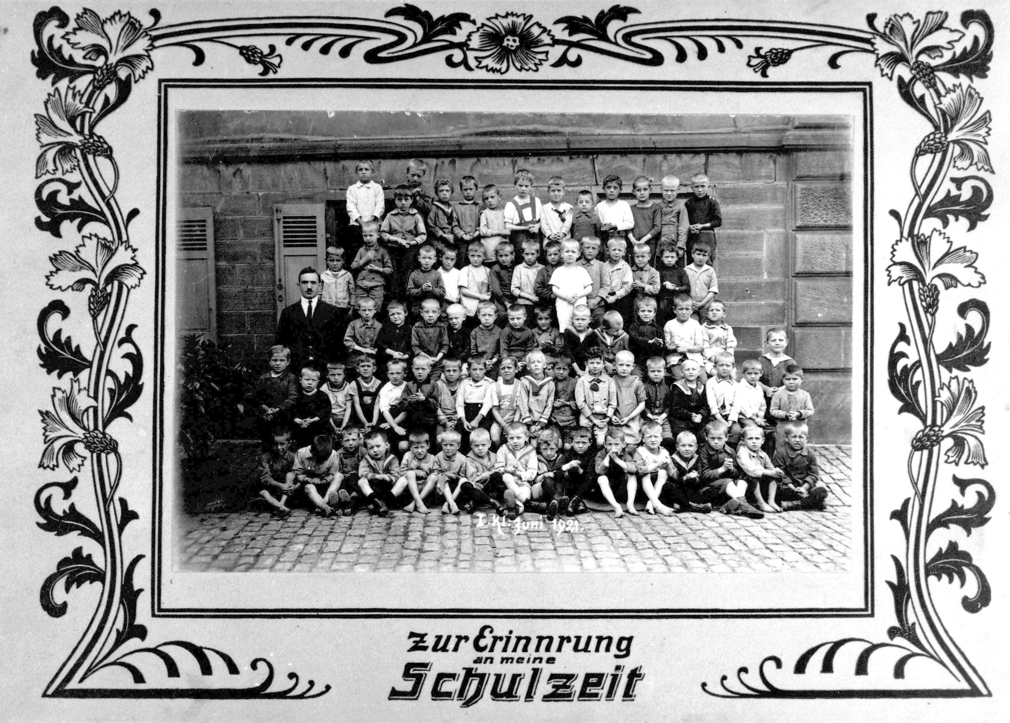 Foto-Sammlung Adolf Krapp, Ordner 9: Volksschule, 1921 (Museumsgesellschaft Bad Dürkheim e.V. CC BY-NC-SA)