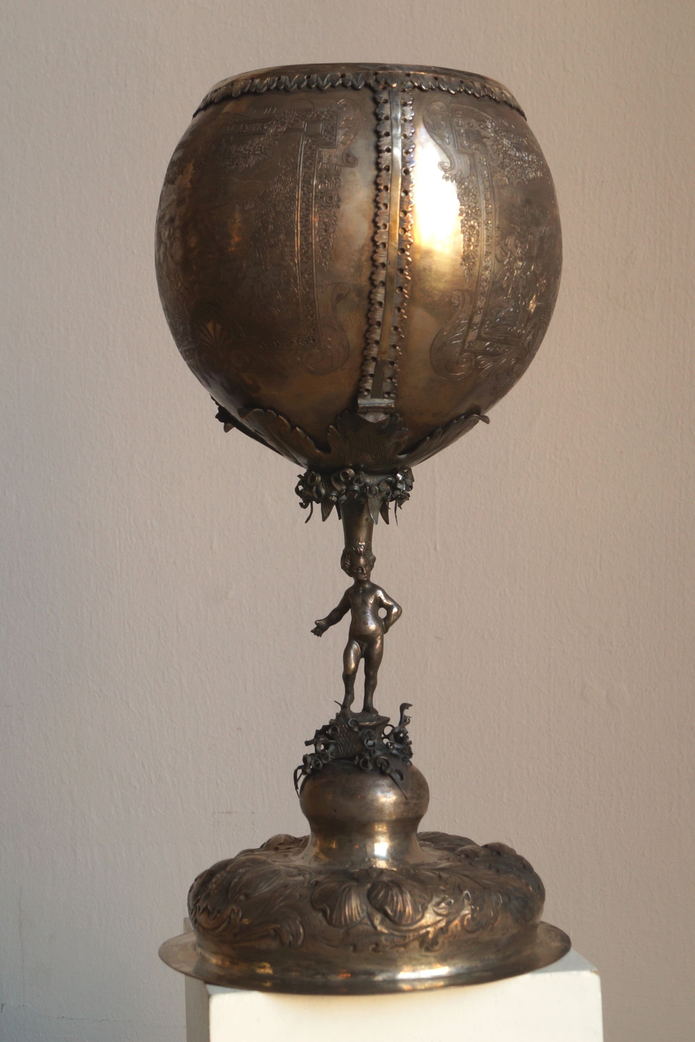 Pokal in Form einer Kokosnuss (Museum Heylshof CC BY-NC-SA)
