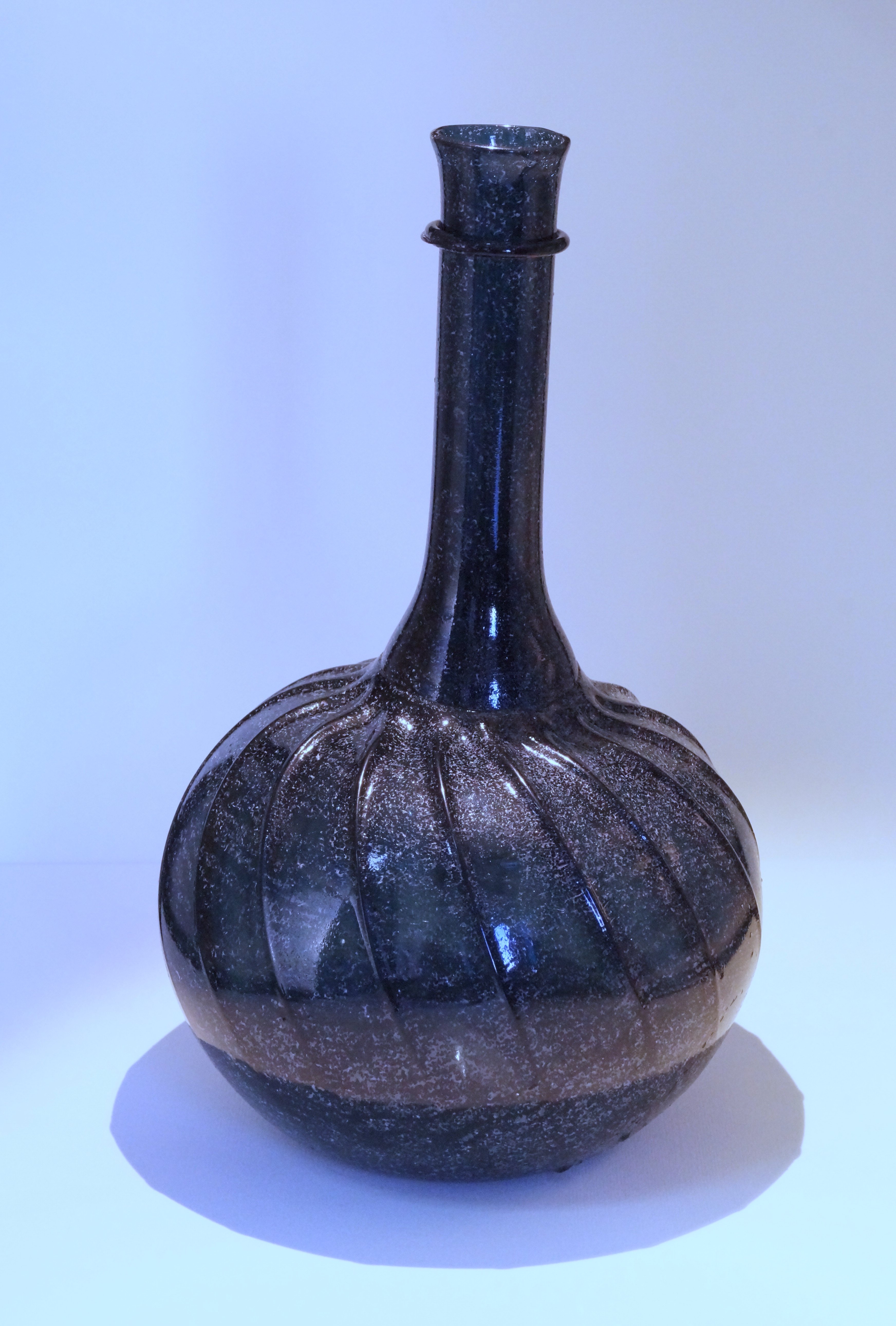 Flasche mit langem Hals (Museum Heylshof CC BY-NC-SA)