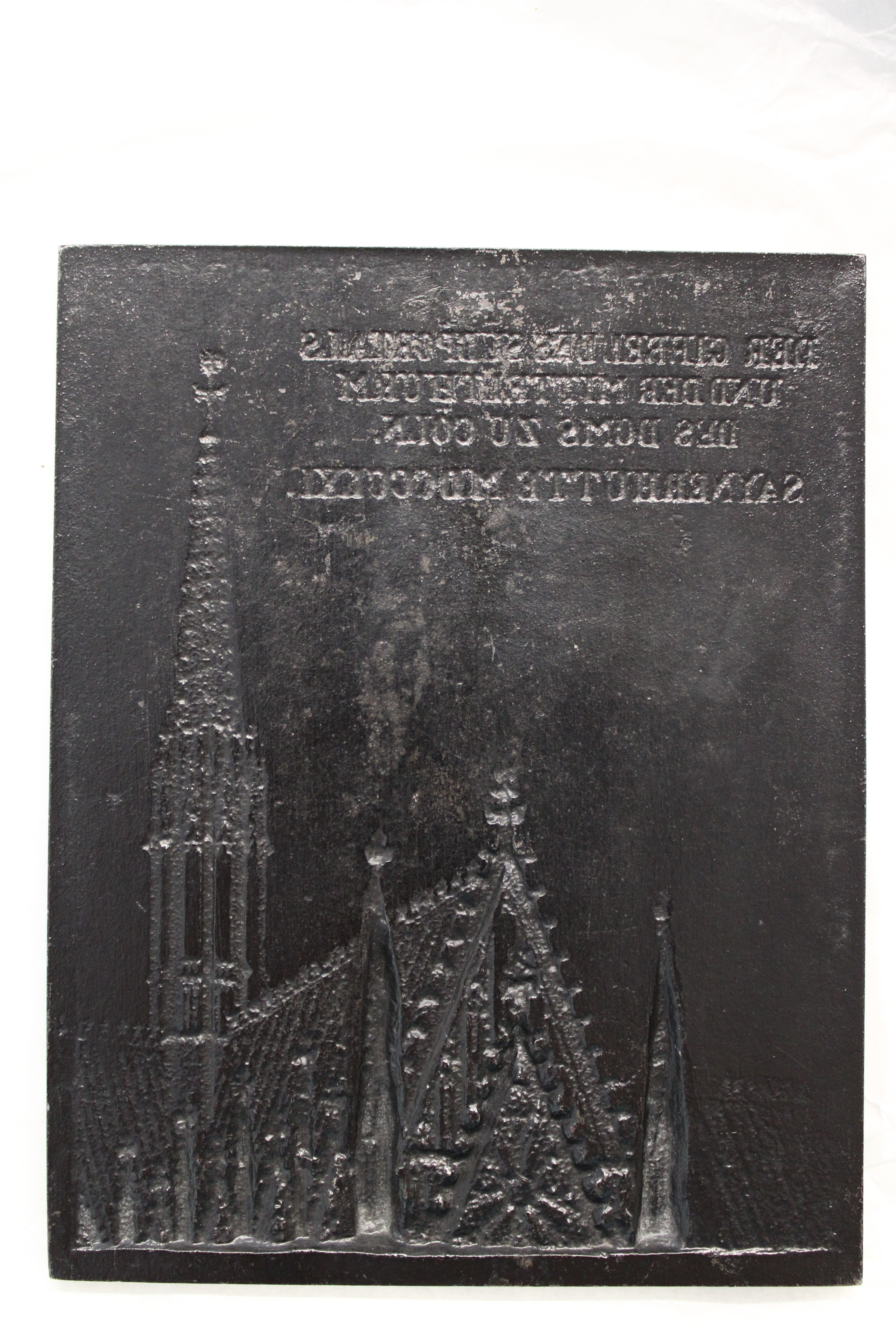 Sayner Neujahrsplakette 1851, Kirche zu Werden an der Ruhr (Stiftung Sayner Hütte, Rheinisches Eisenkunstguss-Museum CC BY-NC-SA)