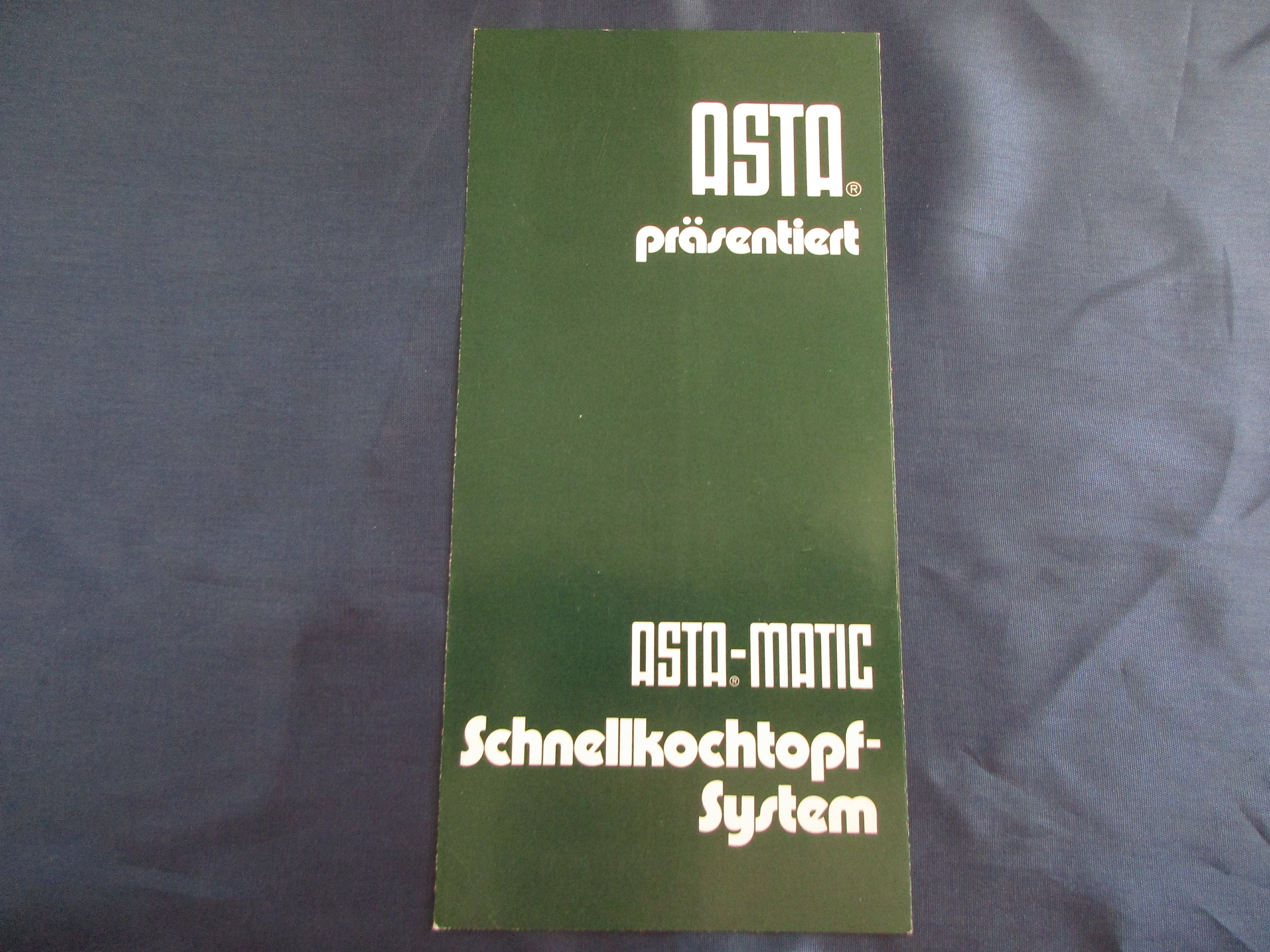 ASTA präsentiert ASTA-MATIC Schnellkochtopf-System (Museum unterm Trifels CC BY-NC-SA)