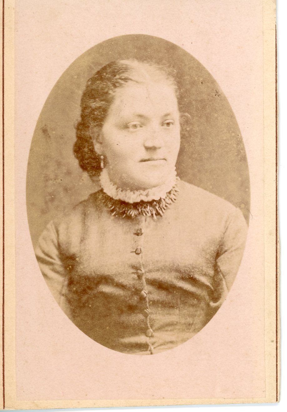 Brustporträt einer jungen Frau (Freilichtmuseum Roscheider Hof CC0)