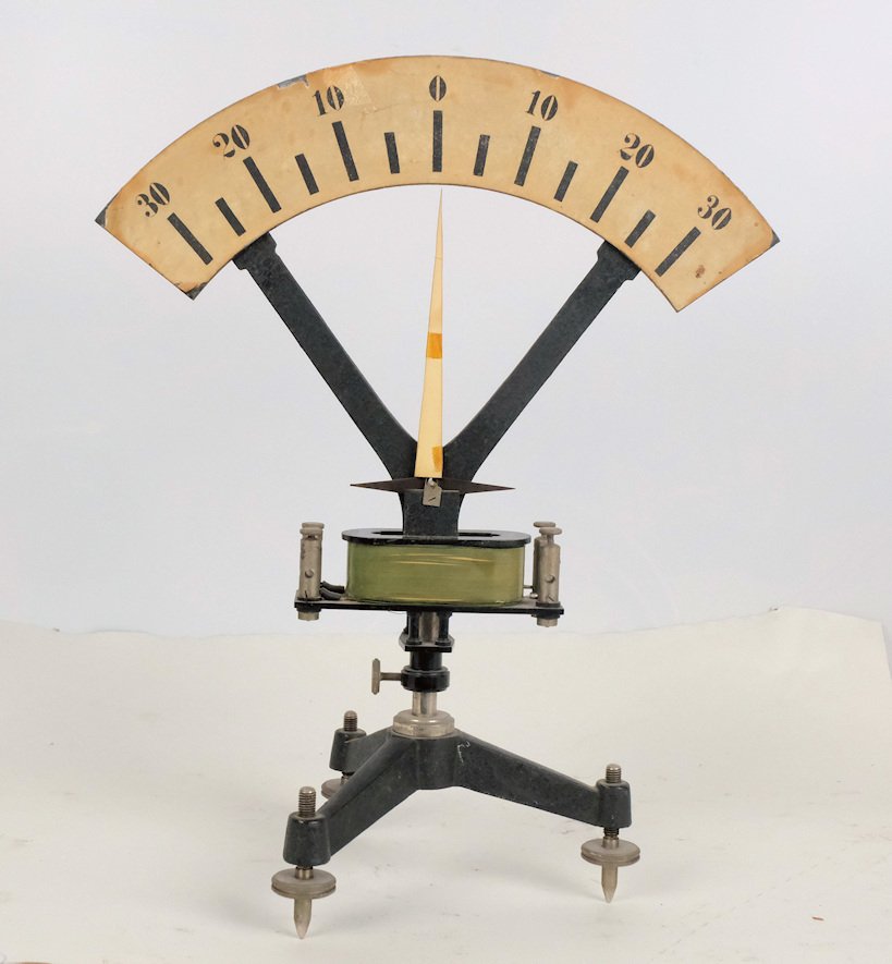 Amperemeter bis 30 Ampere (Freilichtmuseum Roscheider Hof CC0)