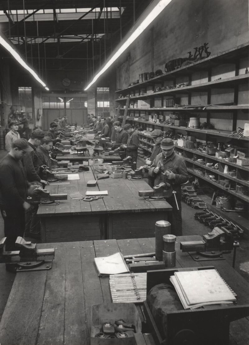 Schwarz-Weiß-Aufnahmen der Zettelmeyer Werkhallen aus dem Jahre 1957 (Freilichtmuseum Roscheider Hof CC0)