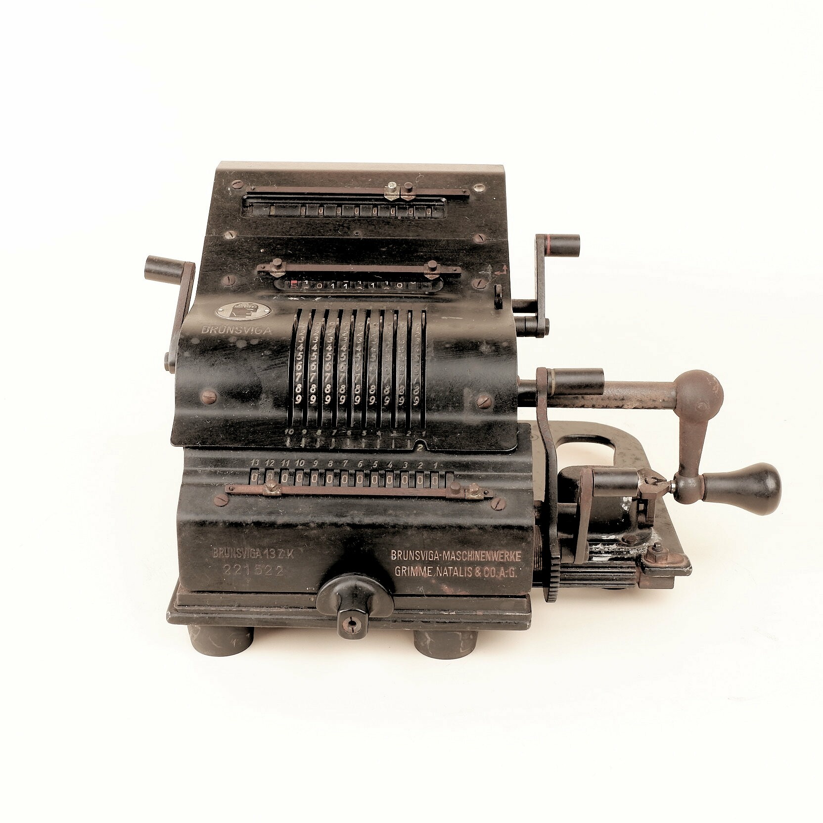 Mechanische Rechnemaschine Brunsviga 13 ZK (Volkskunde- und Freilichtmuseum Roscheider Hof CC0)