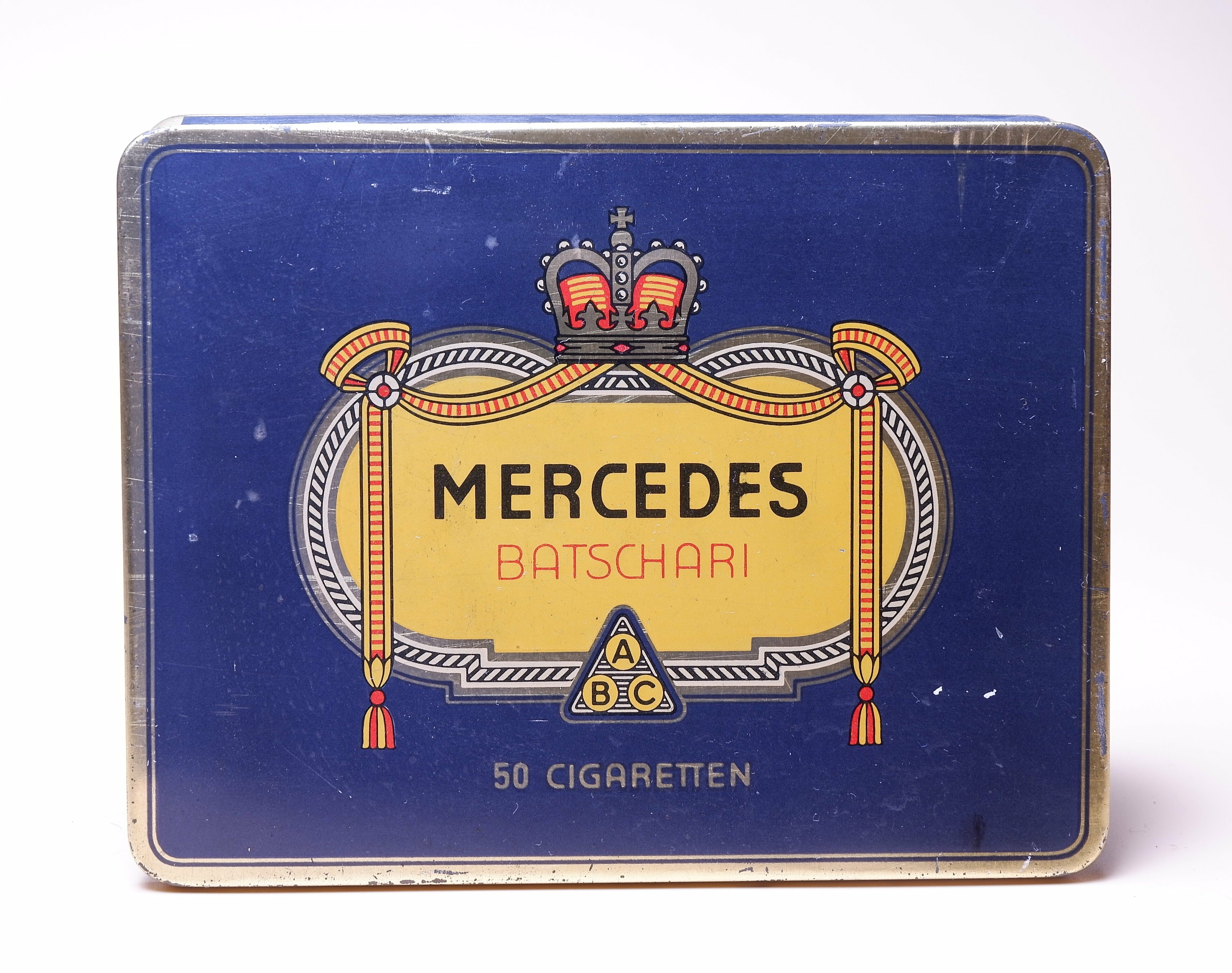 Zigarettenmarke	Mercedes - 50er Blechpackung (Volkskunde- und Freilichtmuseum Roscheider Hof CC0)