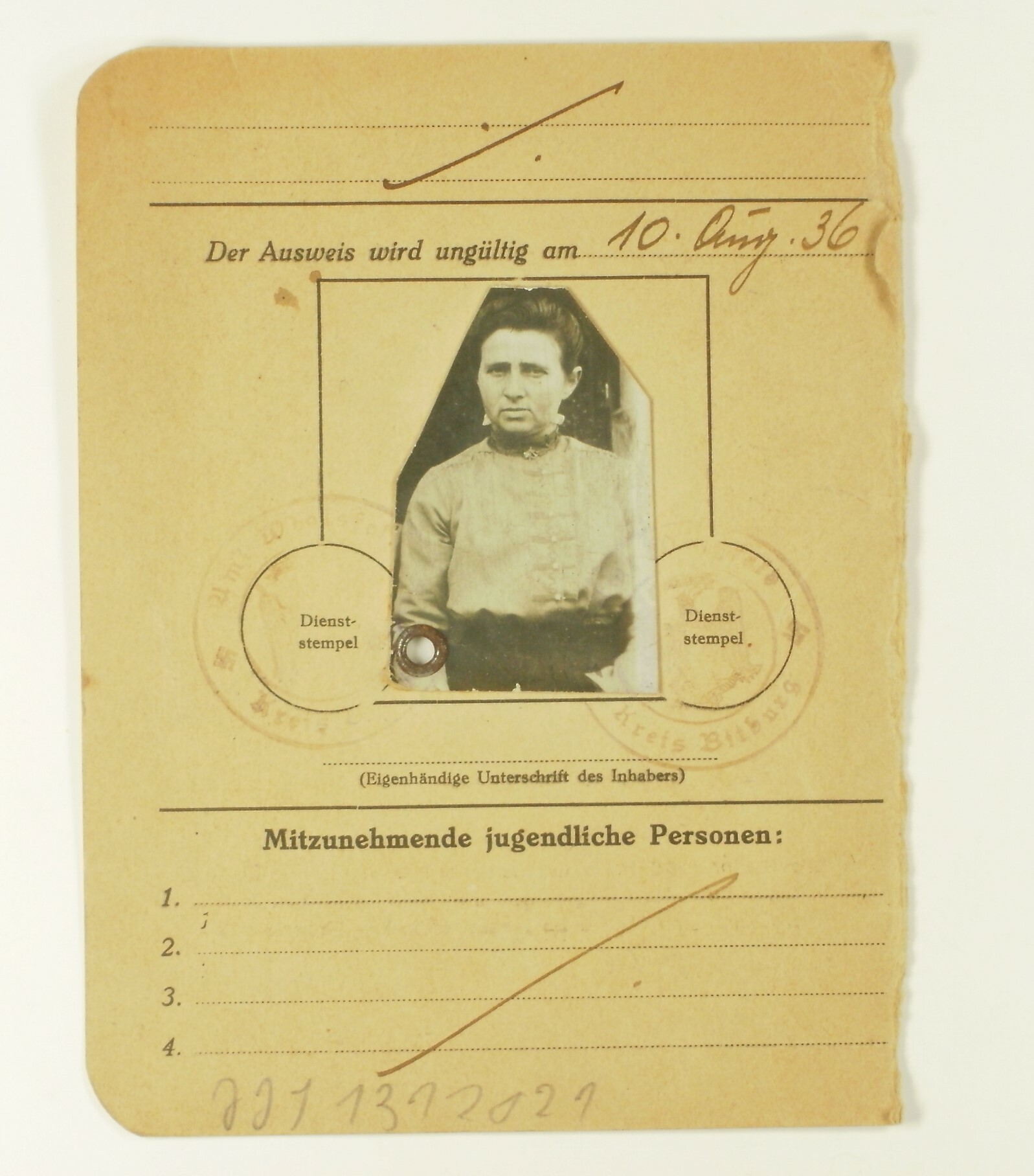 Grenzausweis für deutsch-luxemburgischen Grenzverkehr (1936) (Volkskunde- und Freilichtmuseum Roscheider Hof CC0)