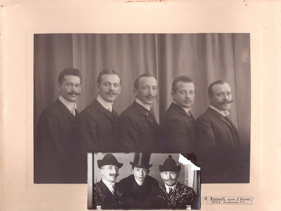 Fünf Männer (Volkskunde- und Freilichtmuseum Roscheider Hof CC0)