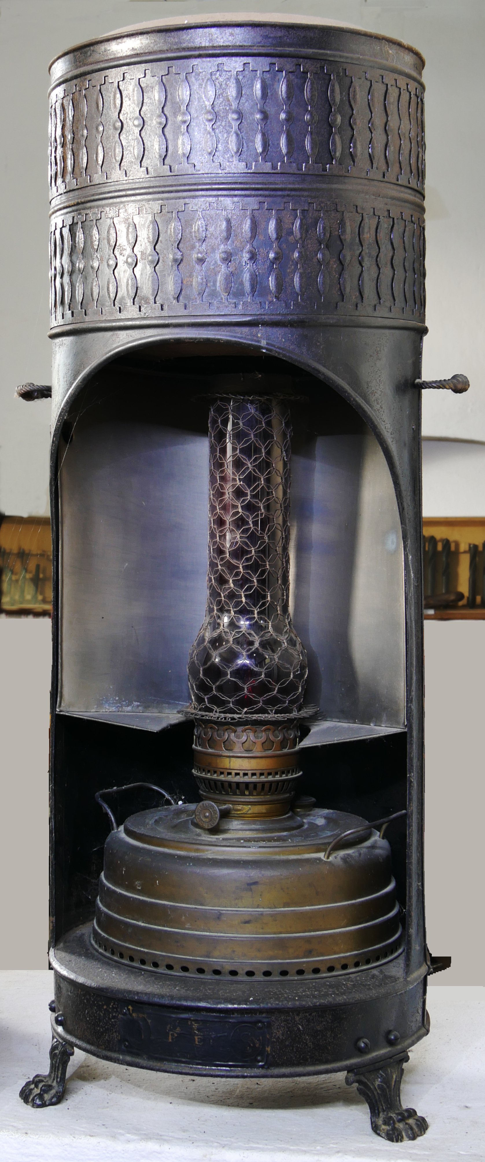 Totenlampe Ardent (Freilichtmuseum Roscheider Hof CC0)
