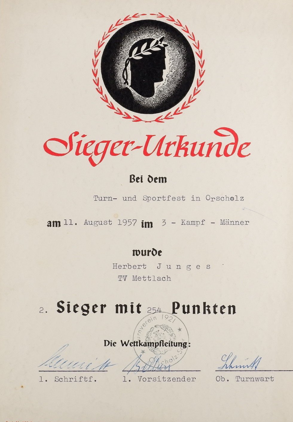 Siegerurkunde: Dreikampf 1957 (Herbert Junges) (Volkskunde- und Freilichtmuseum Roscheider Hof CC0)