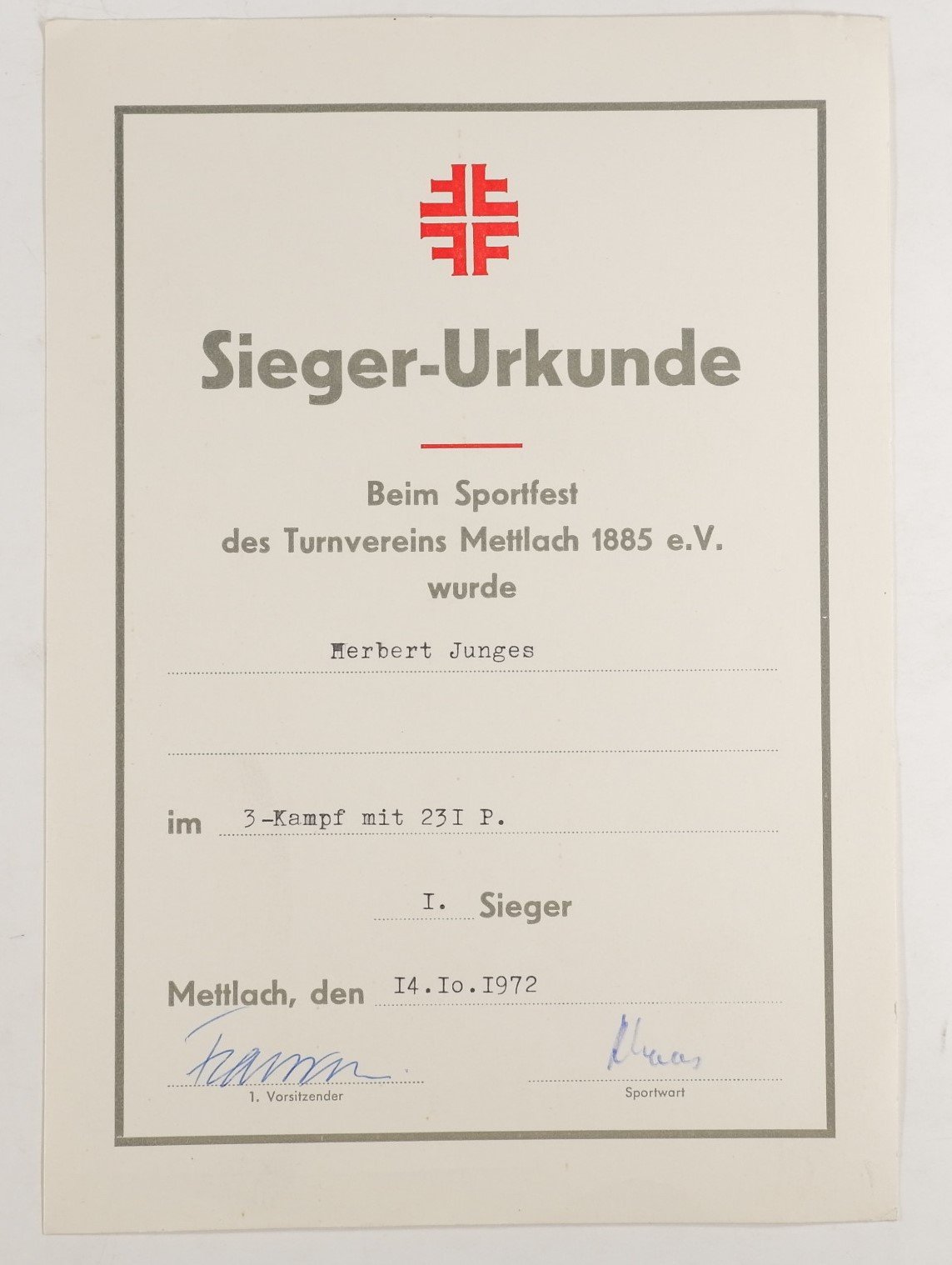 Siegerurkunde: Dreikampf 1972 (Herbert Junges) (Volkskunde- und Freilichtmuseum Roscheider Hof CC0)