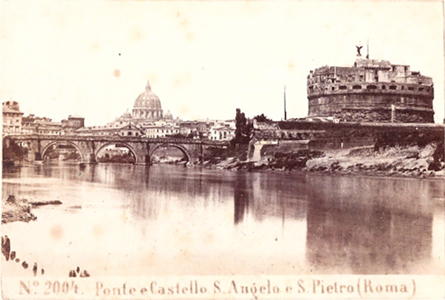Blick auf die Engelsbrücke, die Engelsburg und den Dom St. Peter in Rom (Volkskunde- und Freilichtmuseum Roscheider Hof CC0)