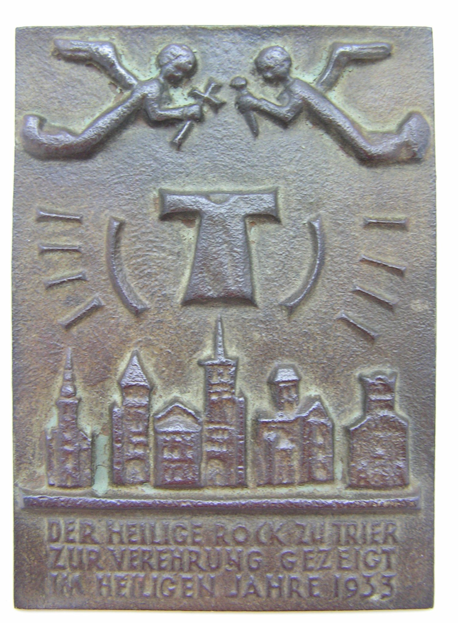 Gusseiserne Plakette zur Ausstellung des heiligen Rocks in Trier 1933 (Freilichtmuseum Roscheider Hof CC0)