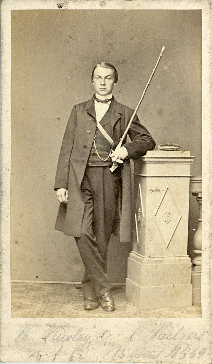 Fotografie eines Chorstudenten (Freilichtmuseum Roscheider Hof CC0)